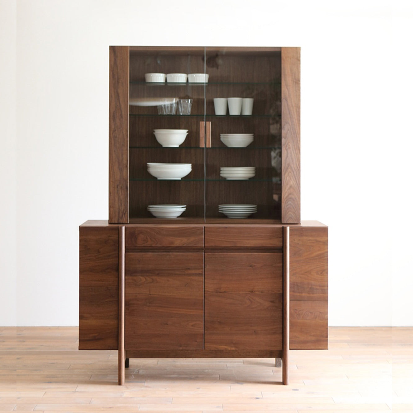 Y HOPE - Cabinet 133