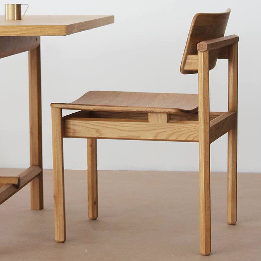 FLO- Dinsor Dining Chair