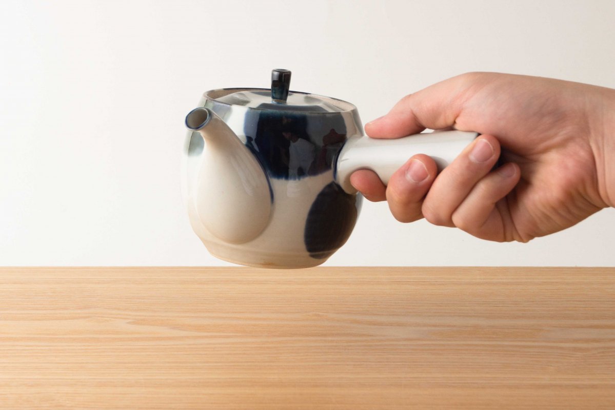 KIHARA - Tea Pot Circles/Lines