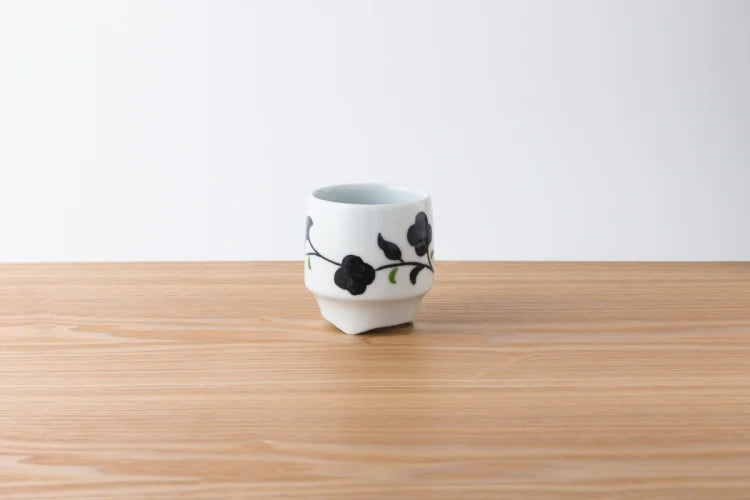 Kihara - Cup M  Koshuhai Black flower