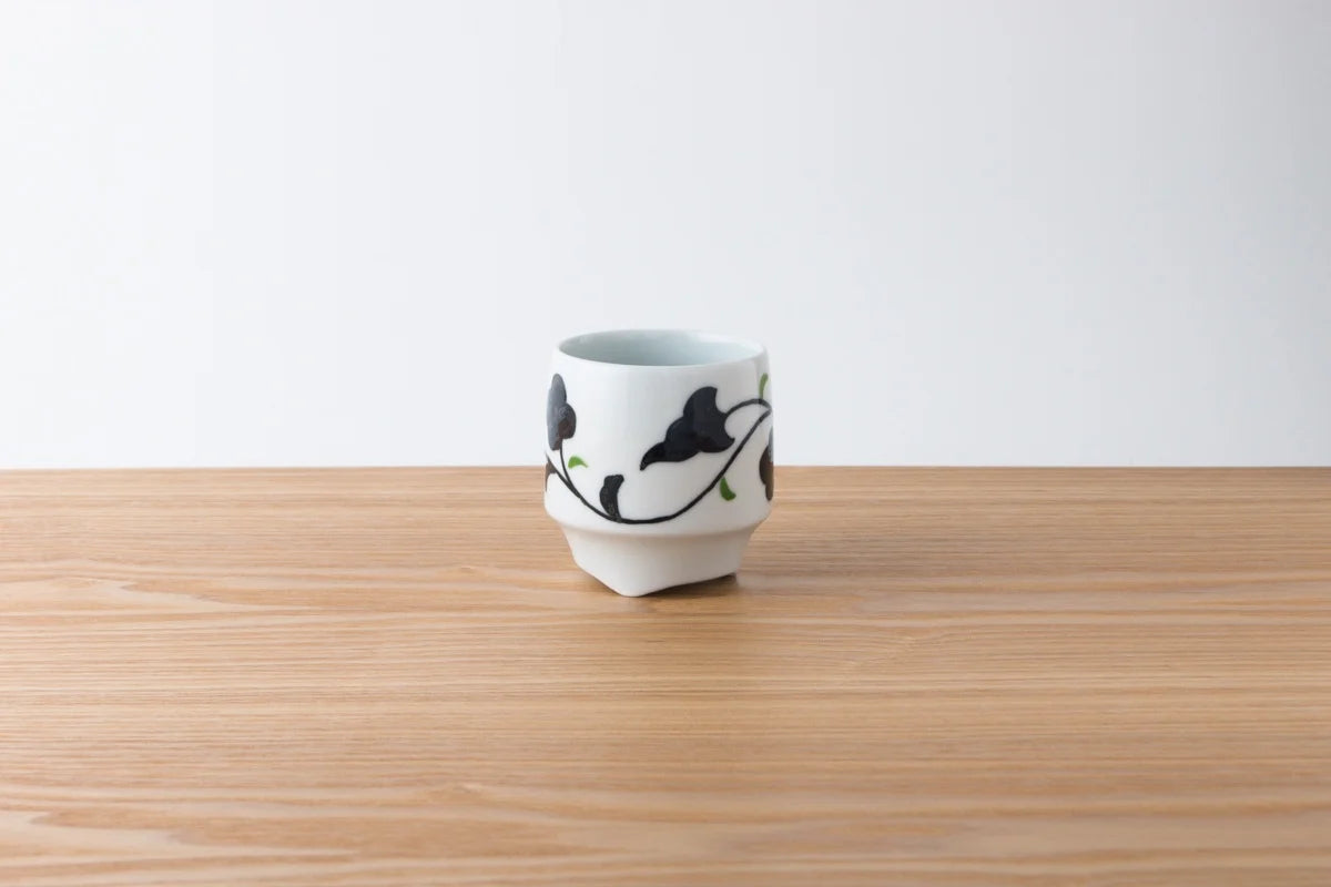 Kihara - Cup M  Koshuhai Black flower