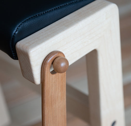 ISU Works - PAPYRUS Plus Stool