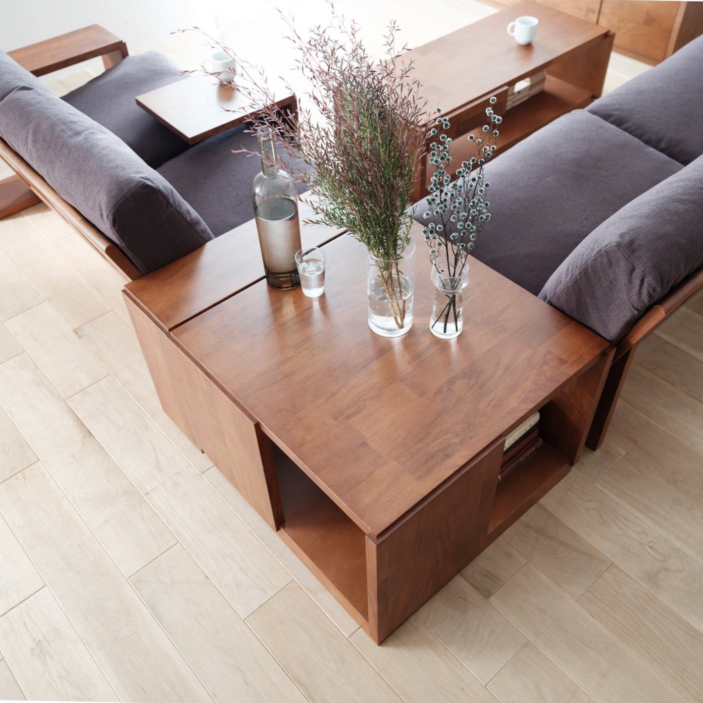 PURO - Corner Table