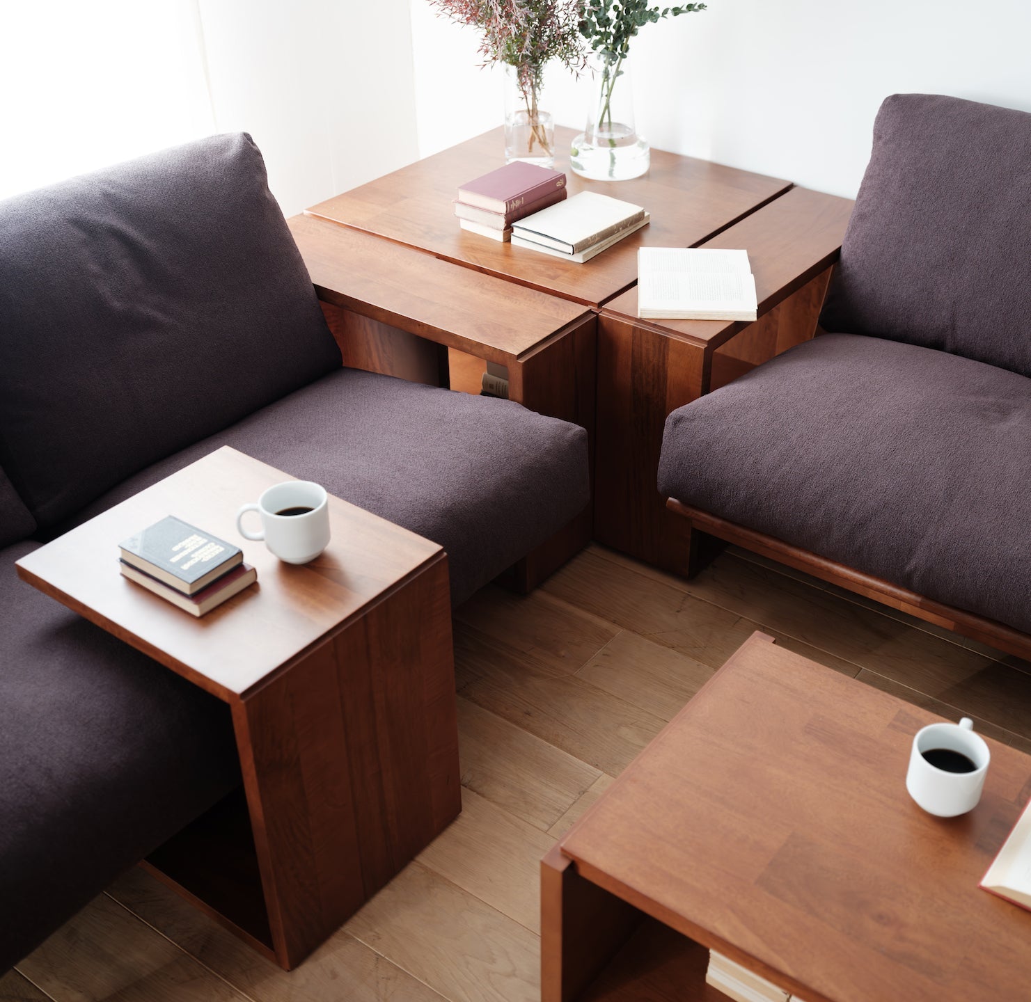 PURO - Corner Table