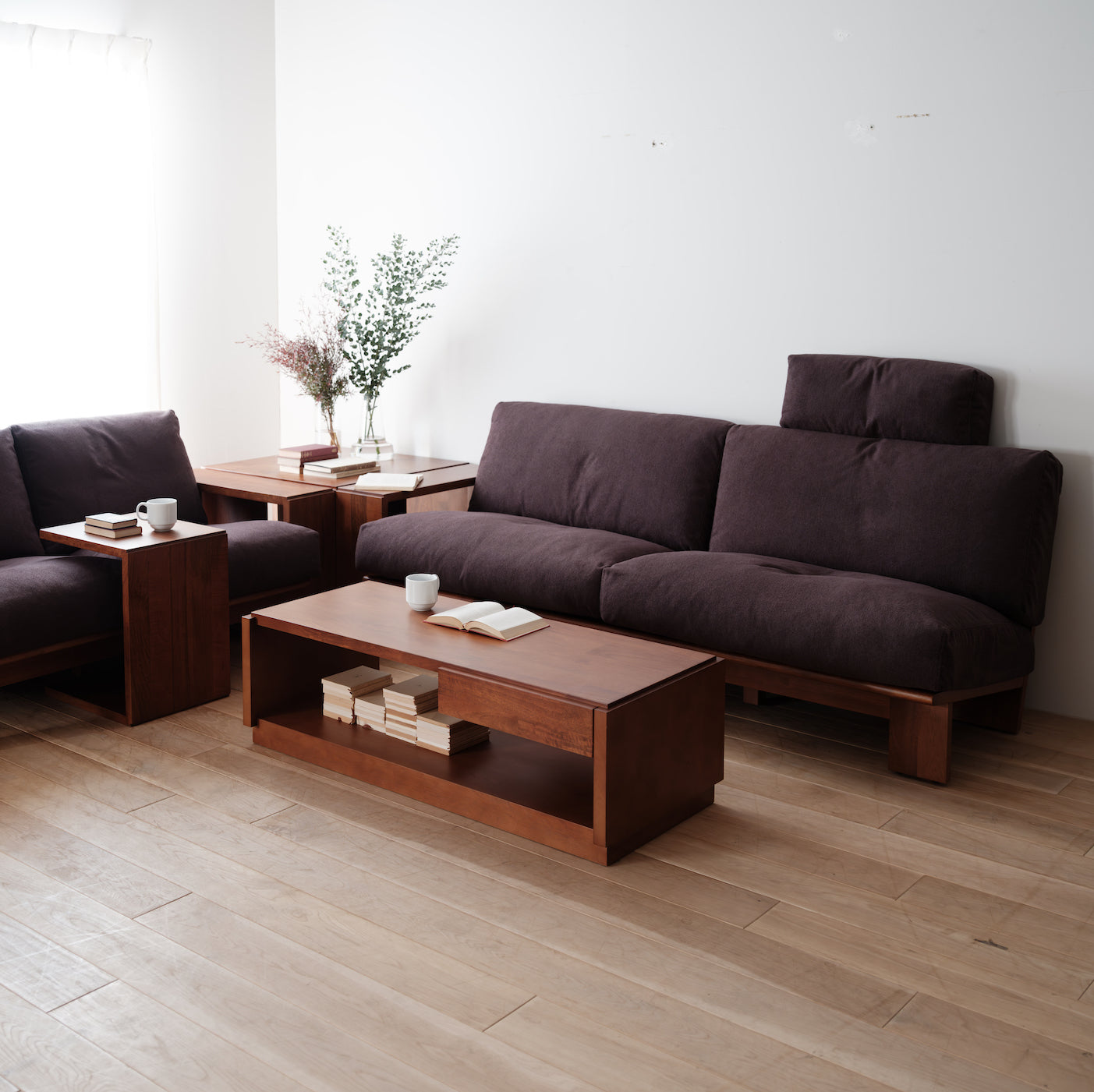 PURO - One Arm Sofa