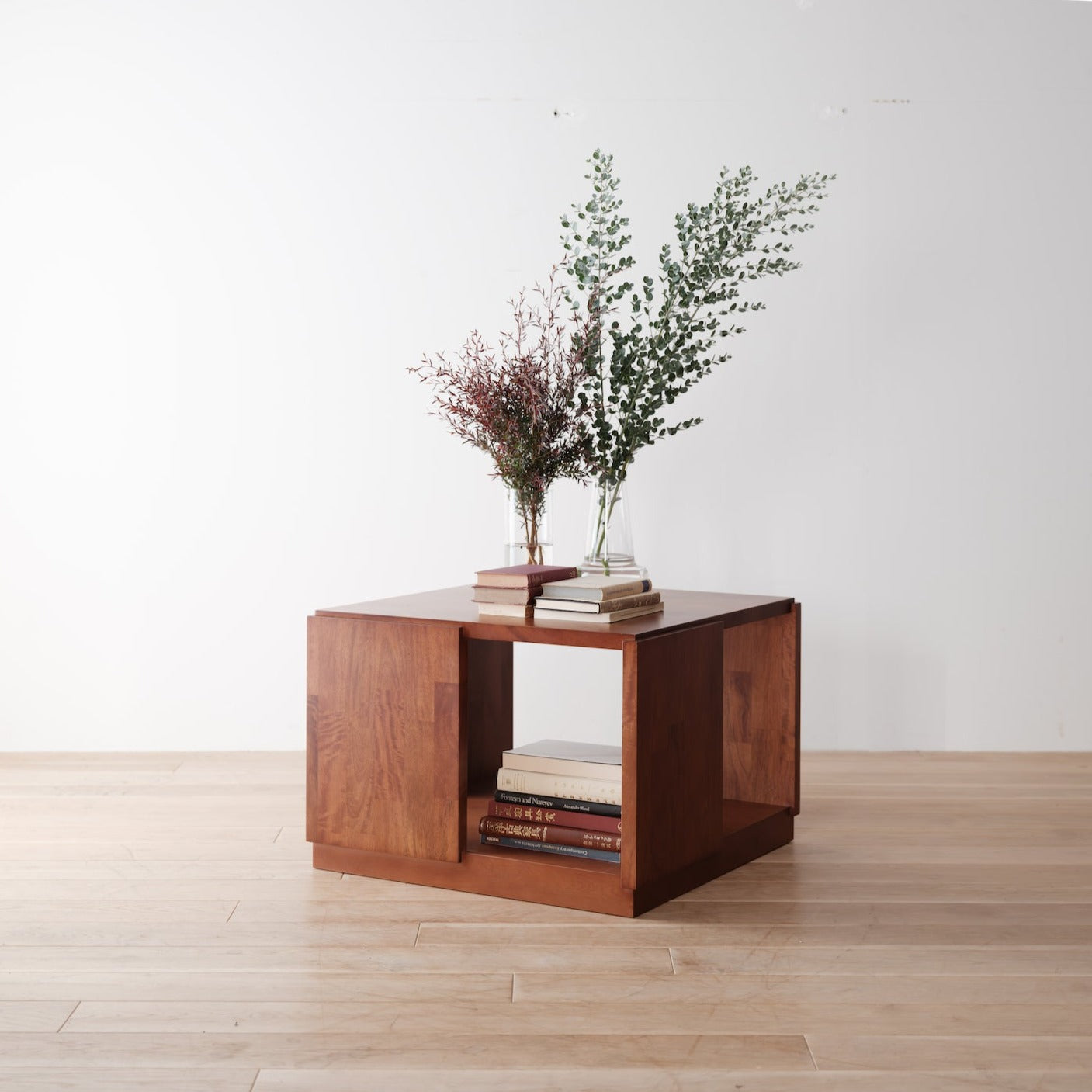 PURO - Corner Table