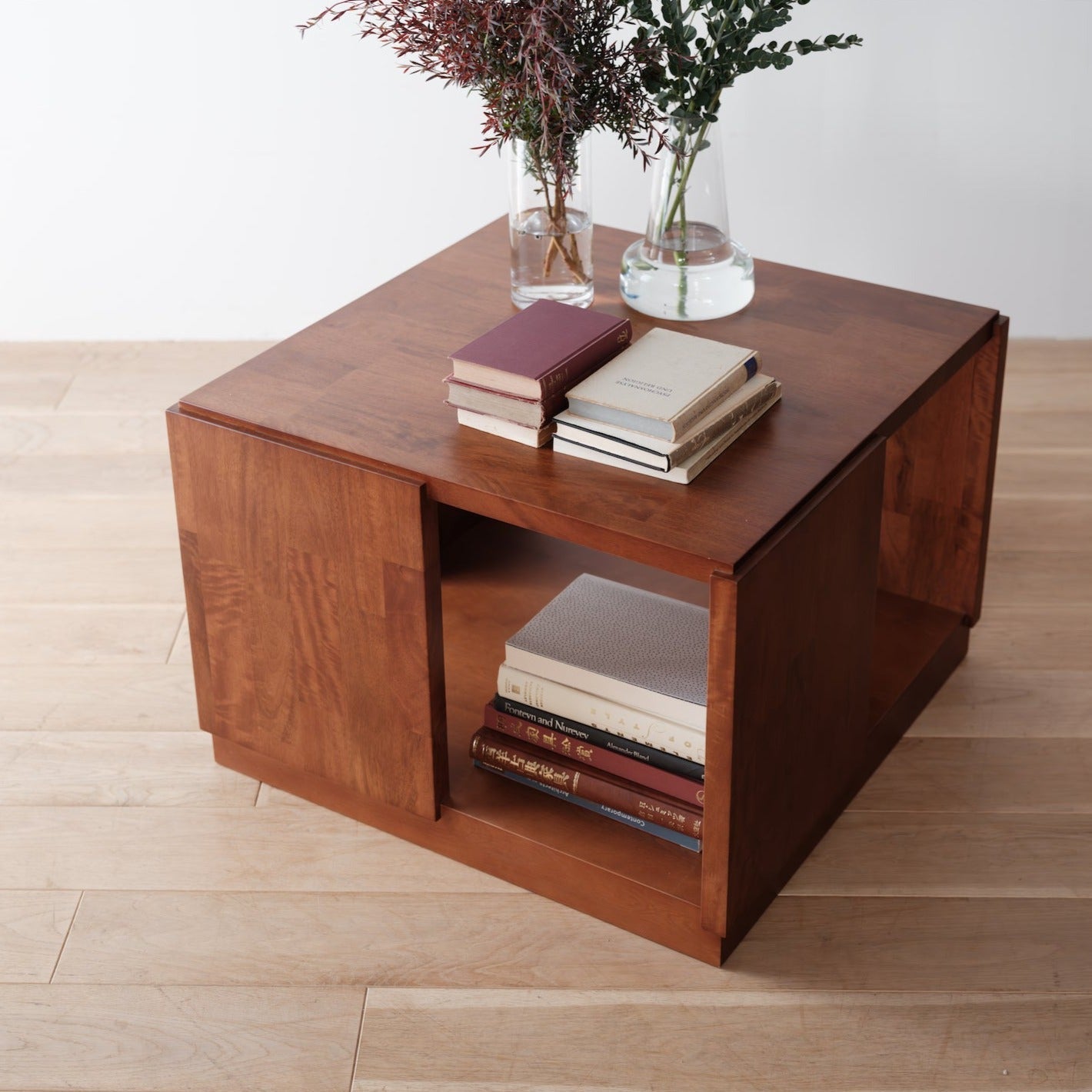 PURO - Corner Table