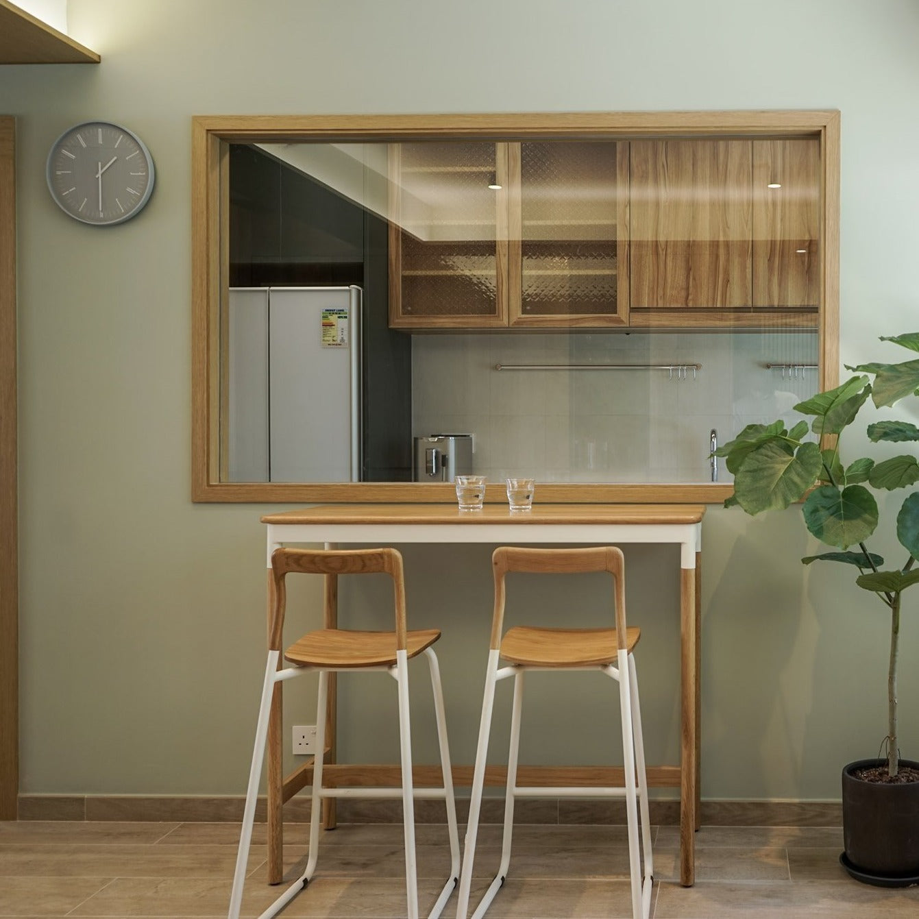 FLO - Cheesecake Pantry Table