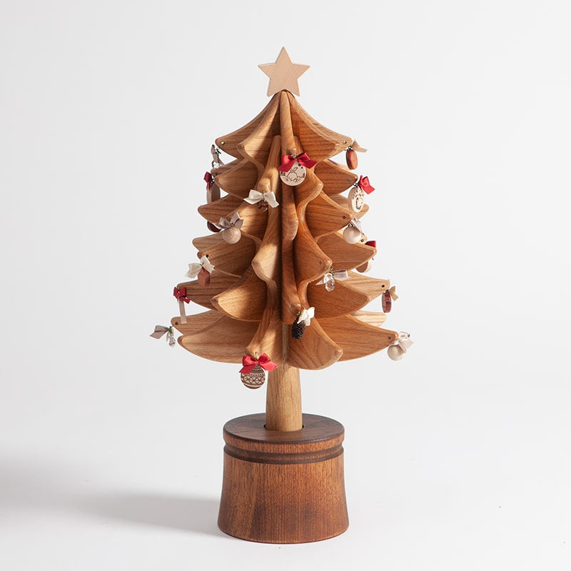 Oak Village - Christmas Tree