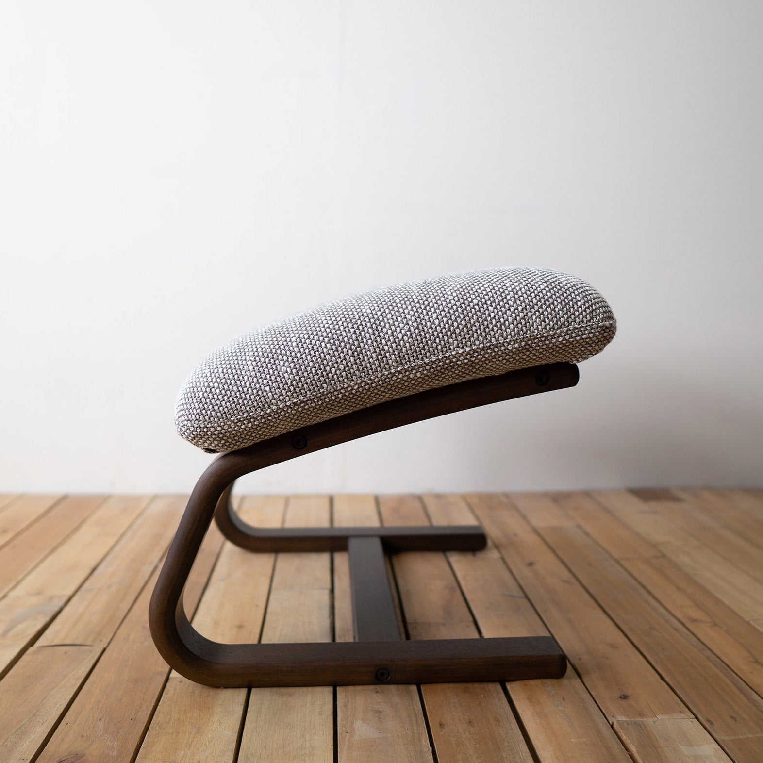 Fuji Furniture - Agio Stool (Slim)