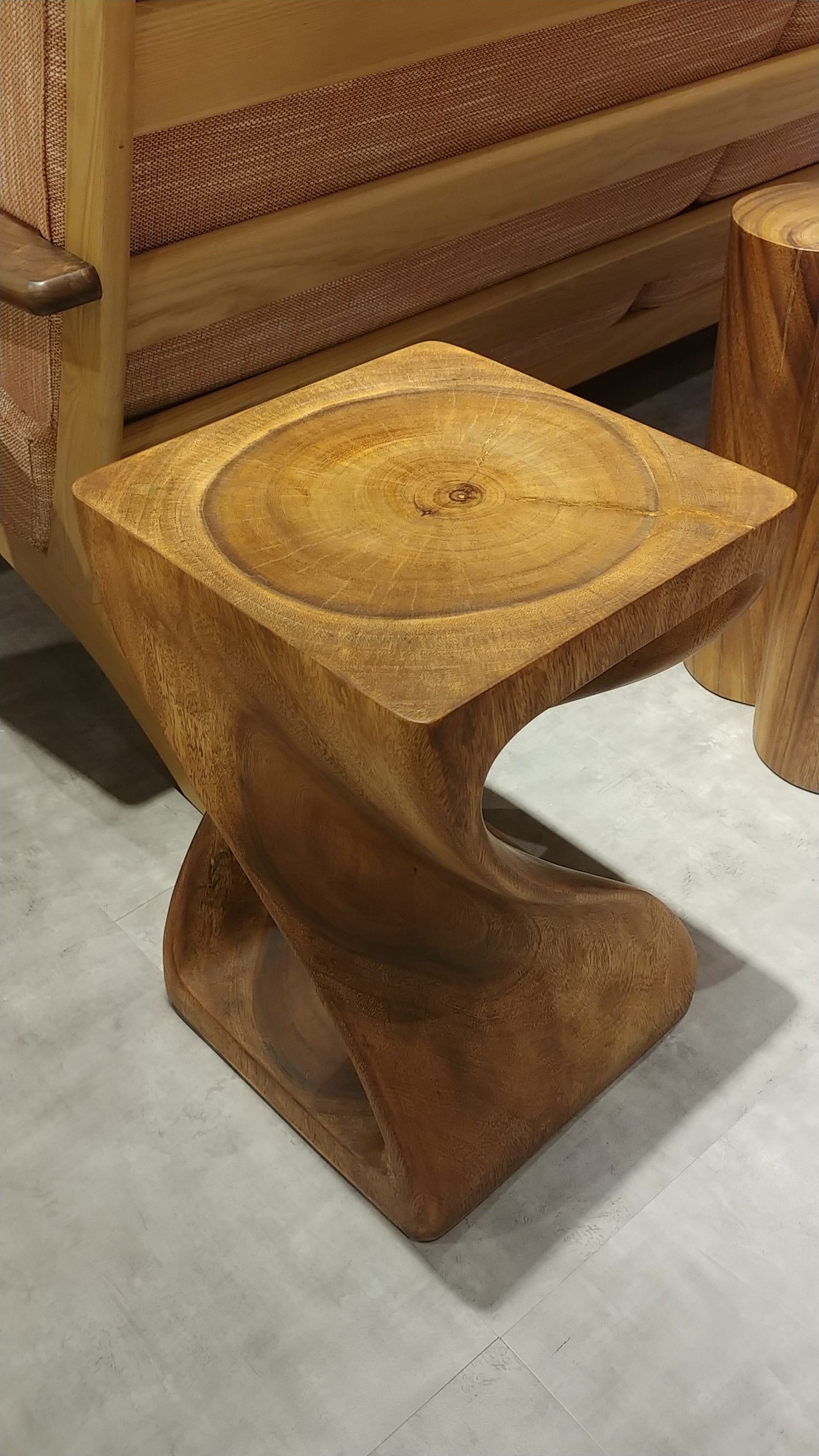MOONLER - Twist Stool