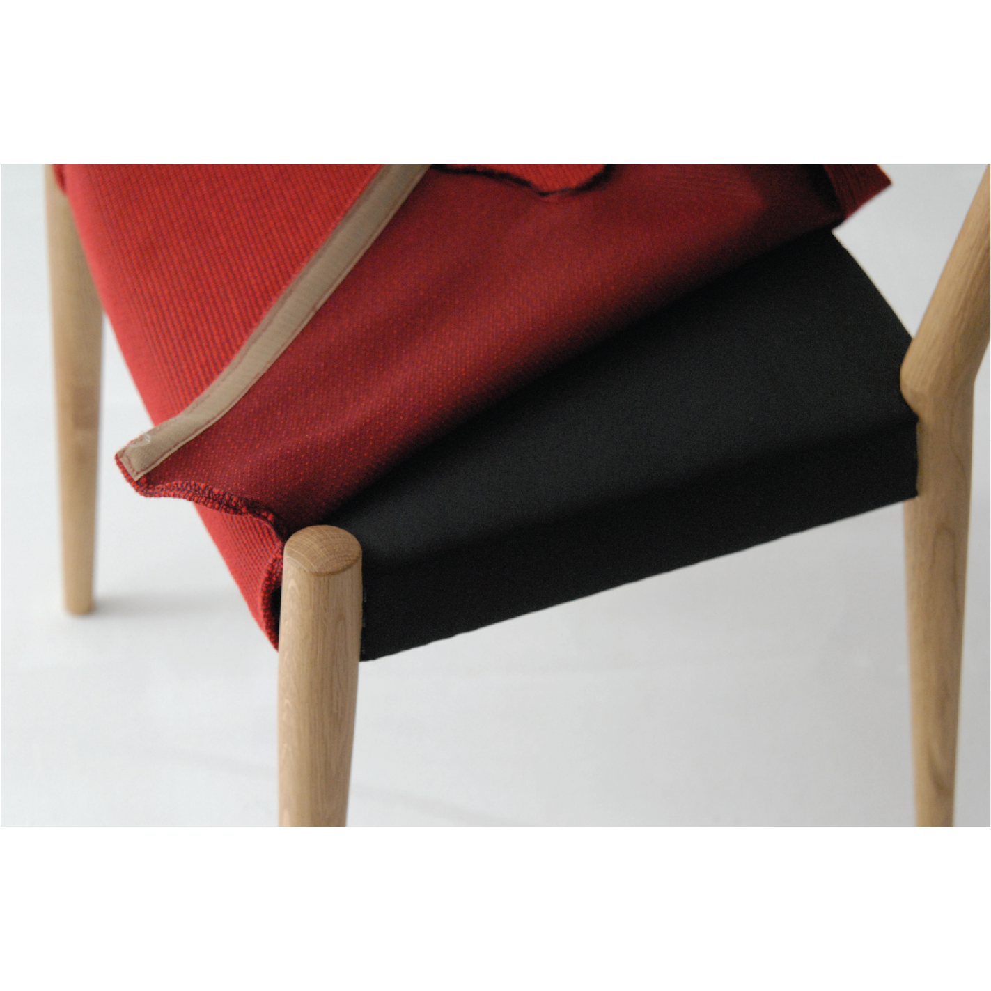 Nissin - WOC-131 Dining Chair