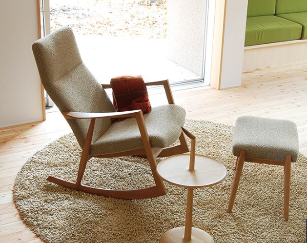 Nissin - Rocking Chair