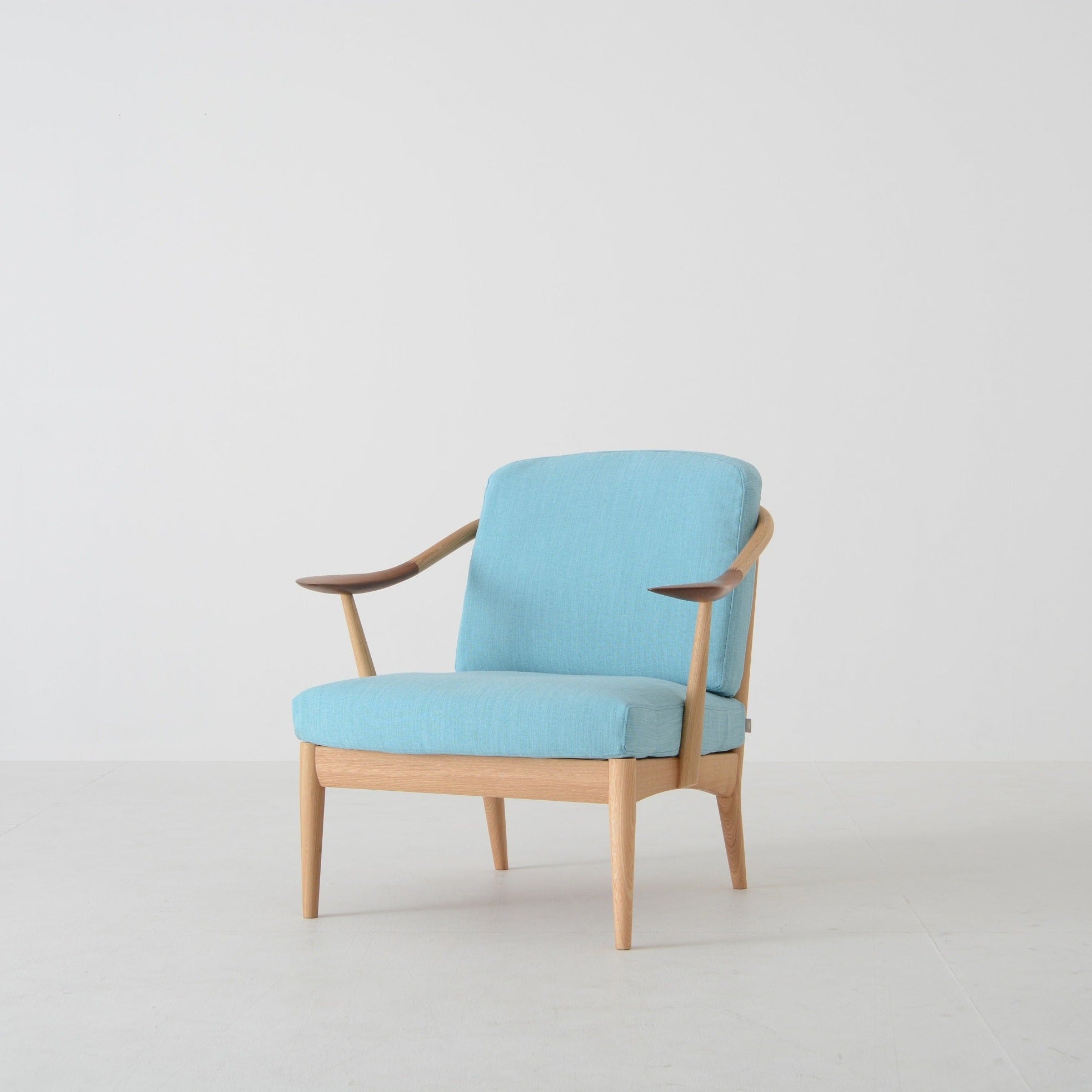 Nissin - White Wood Sofa