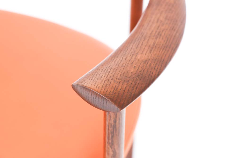 shirakawa - Tres Rapt Arm Chair