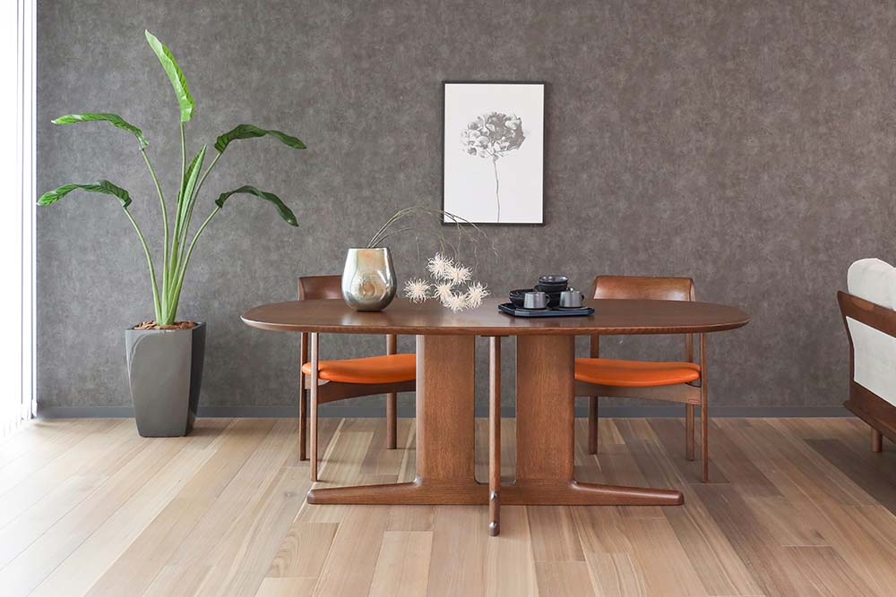 shirakawa - Tres Rapt Dining Table