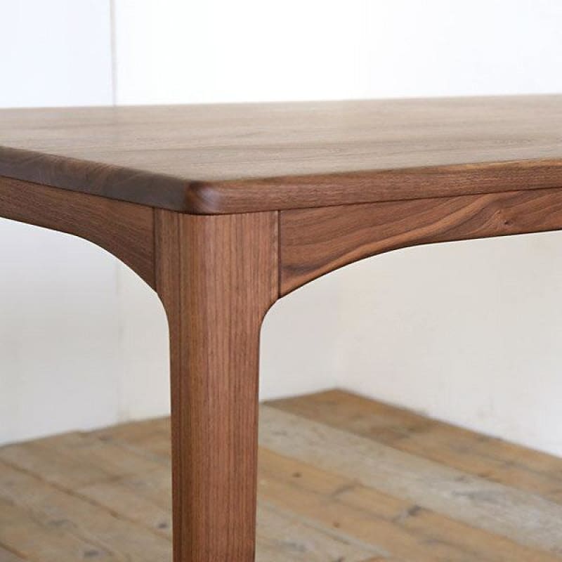 SIKI - North DT Dining Table