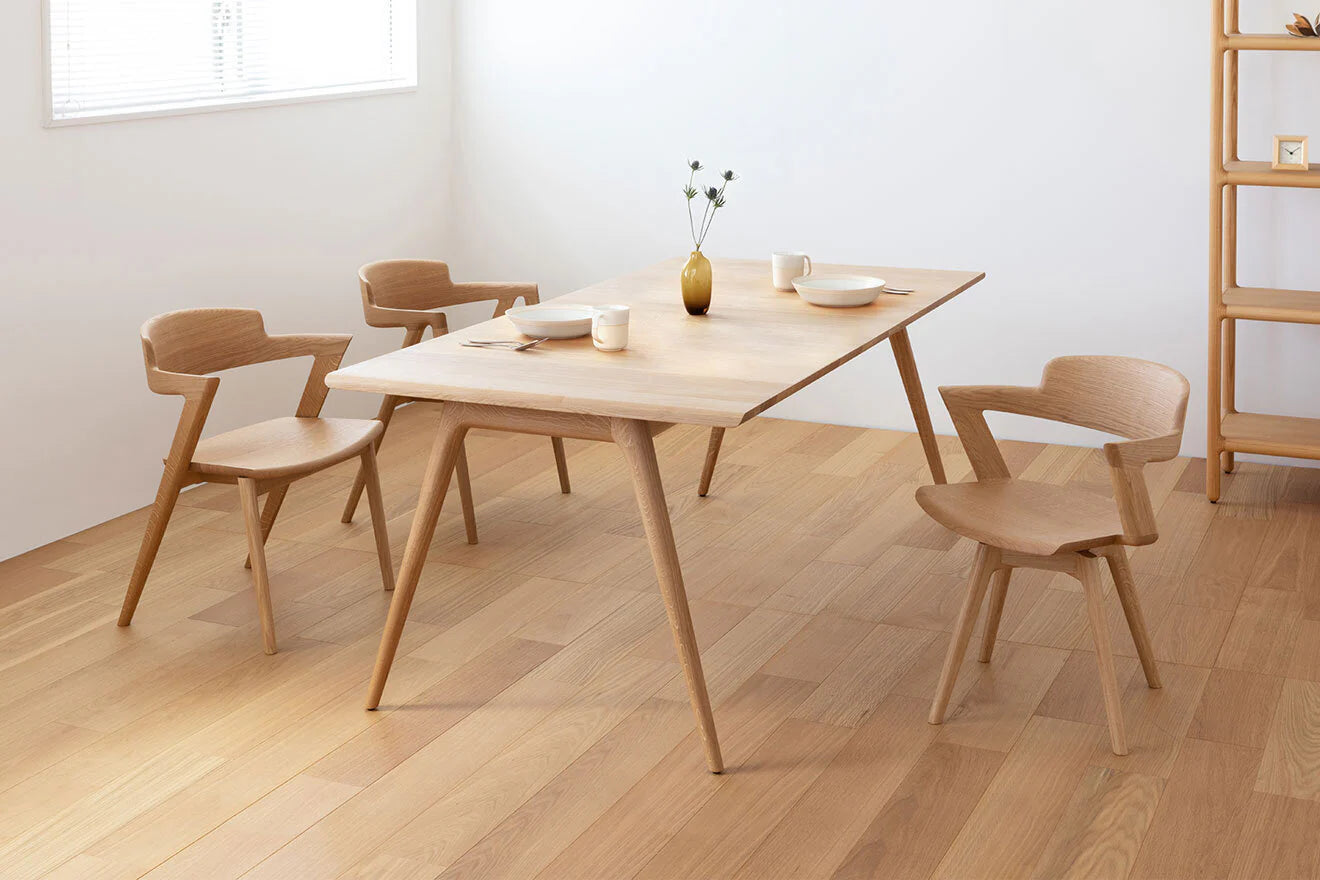 ISUTOKU - VIOLA SWIVEL CHAIR