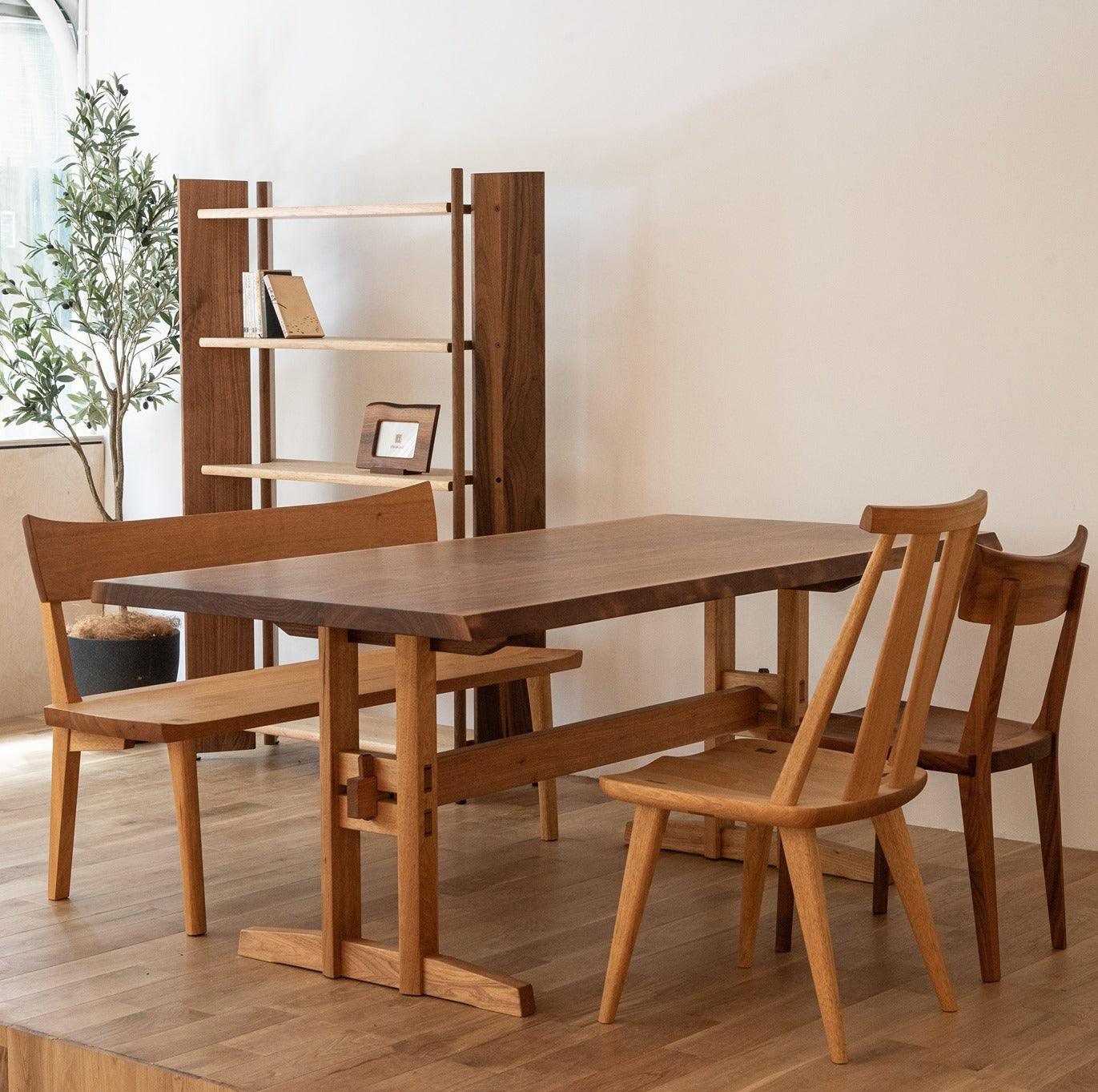 shirakawa - TAKUMI Dining Table