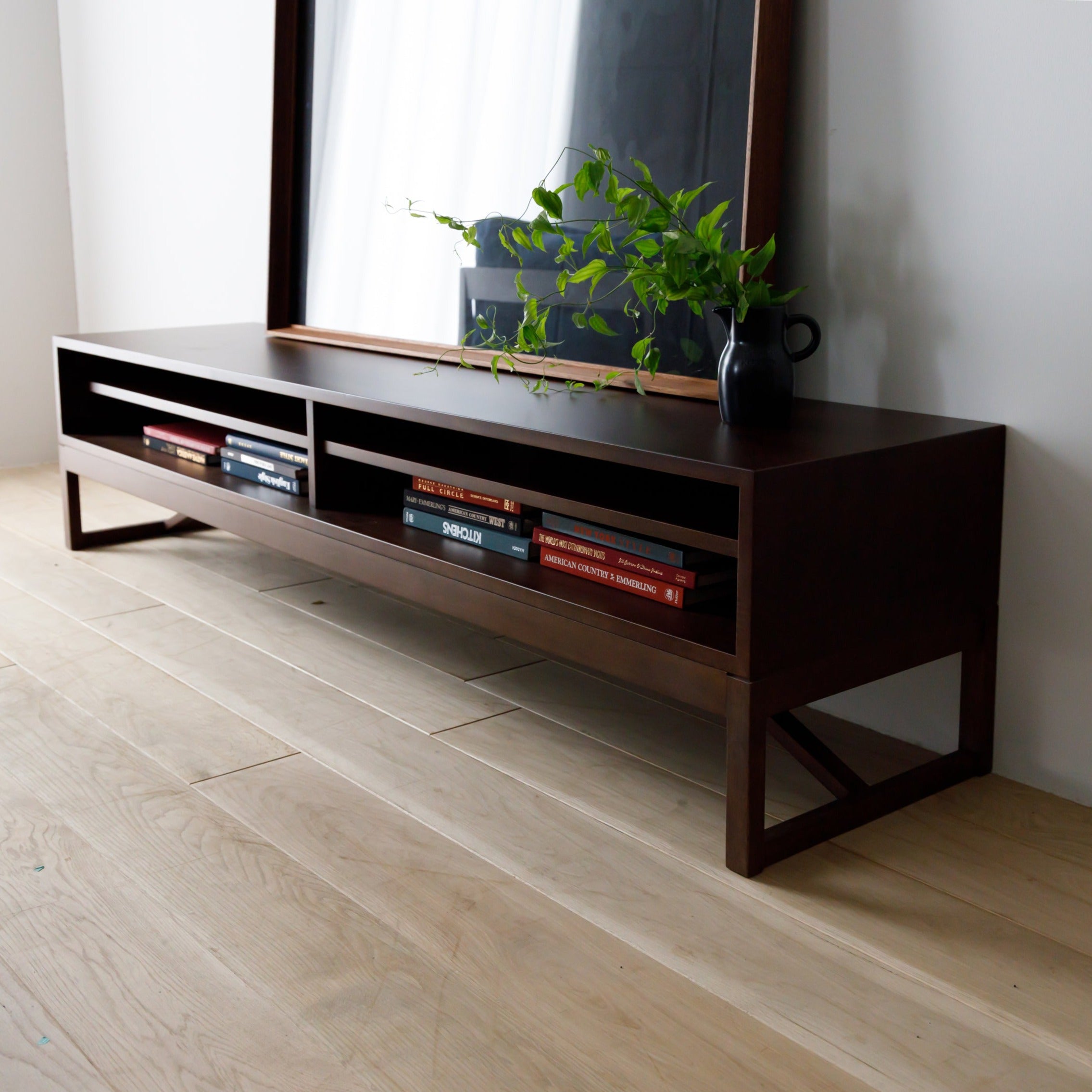 TOCCO - TV Board