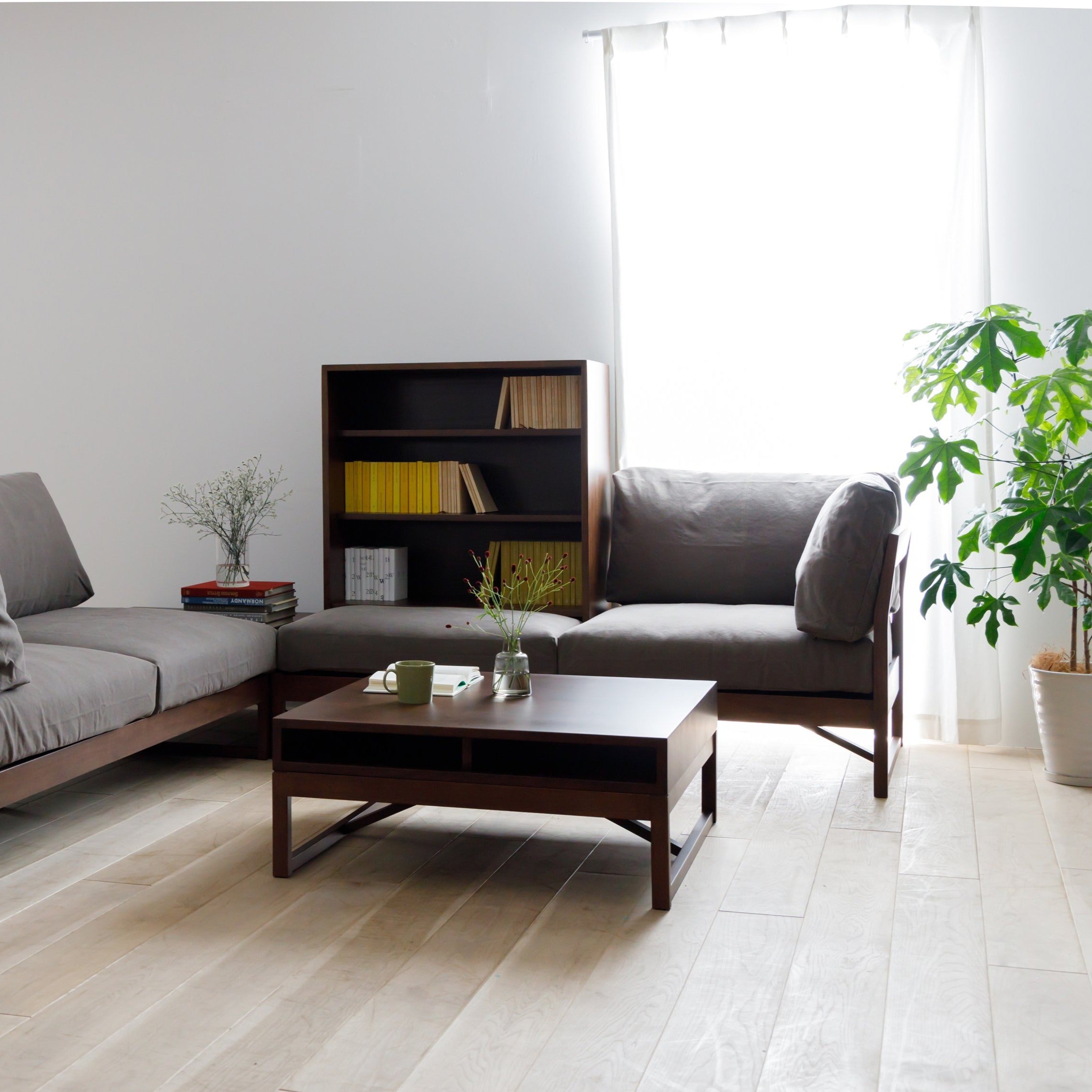 TOCCO - Low Shelf 077