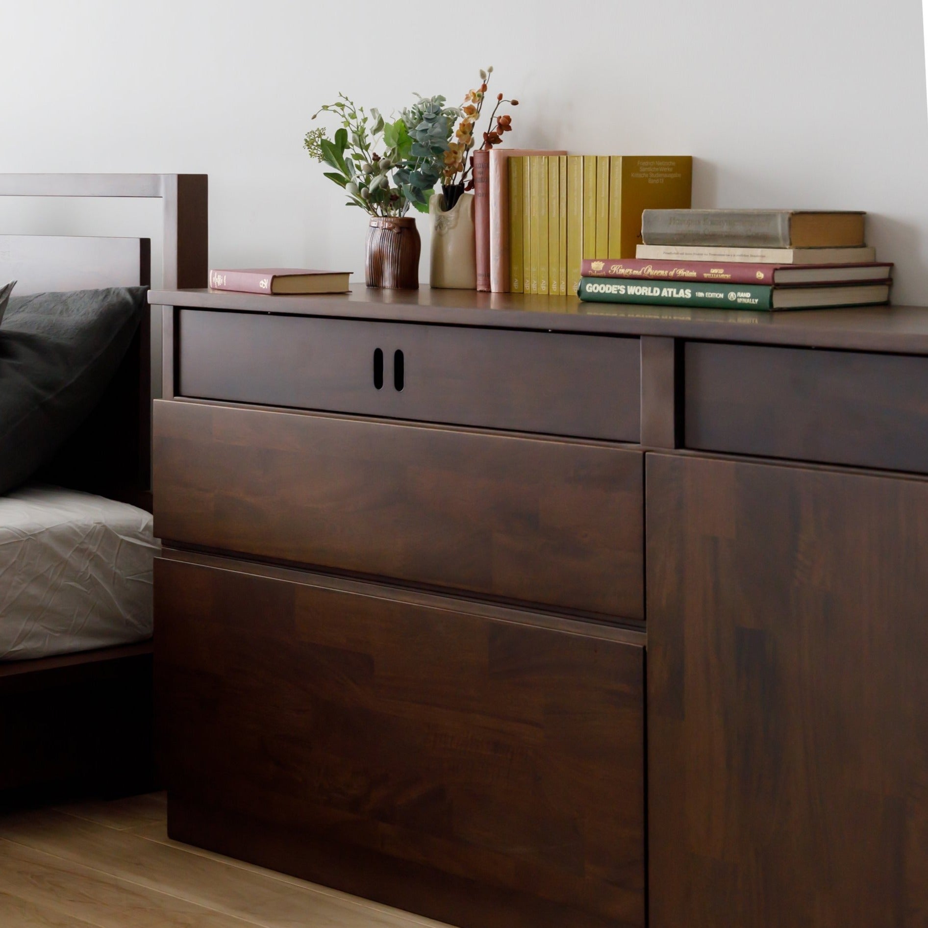 TOCCO - Chest & Board 168