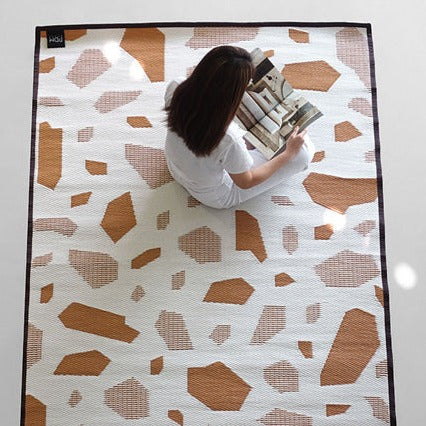 PDM - TERRAZZO Brown-White