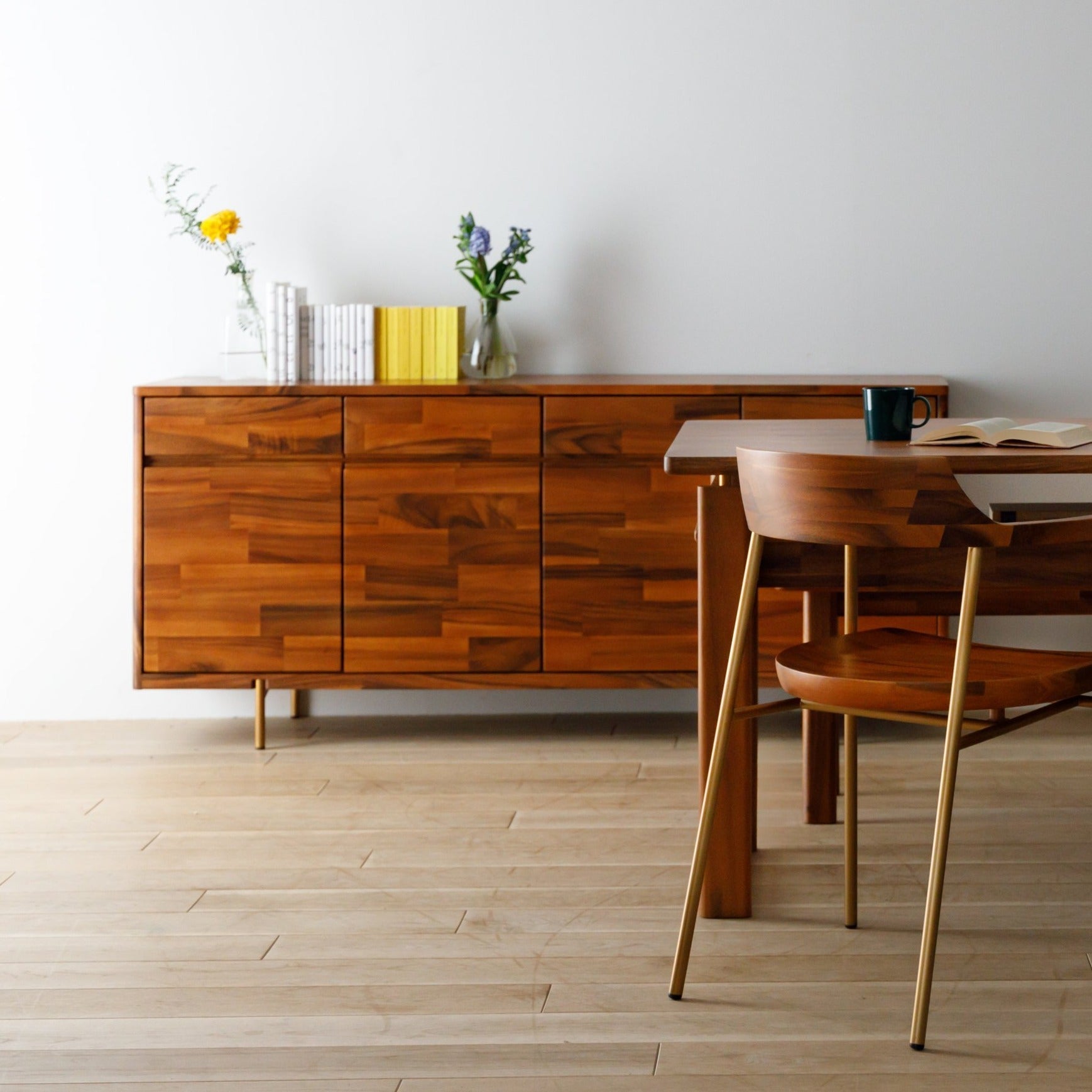 Attivo - Side Board