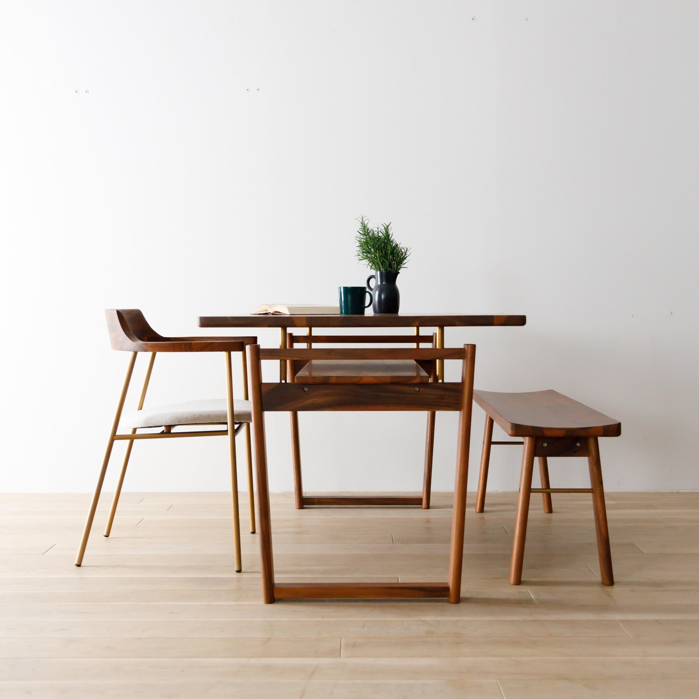 Attivo - Bench