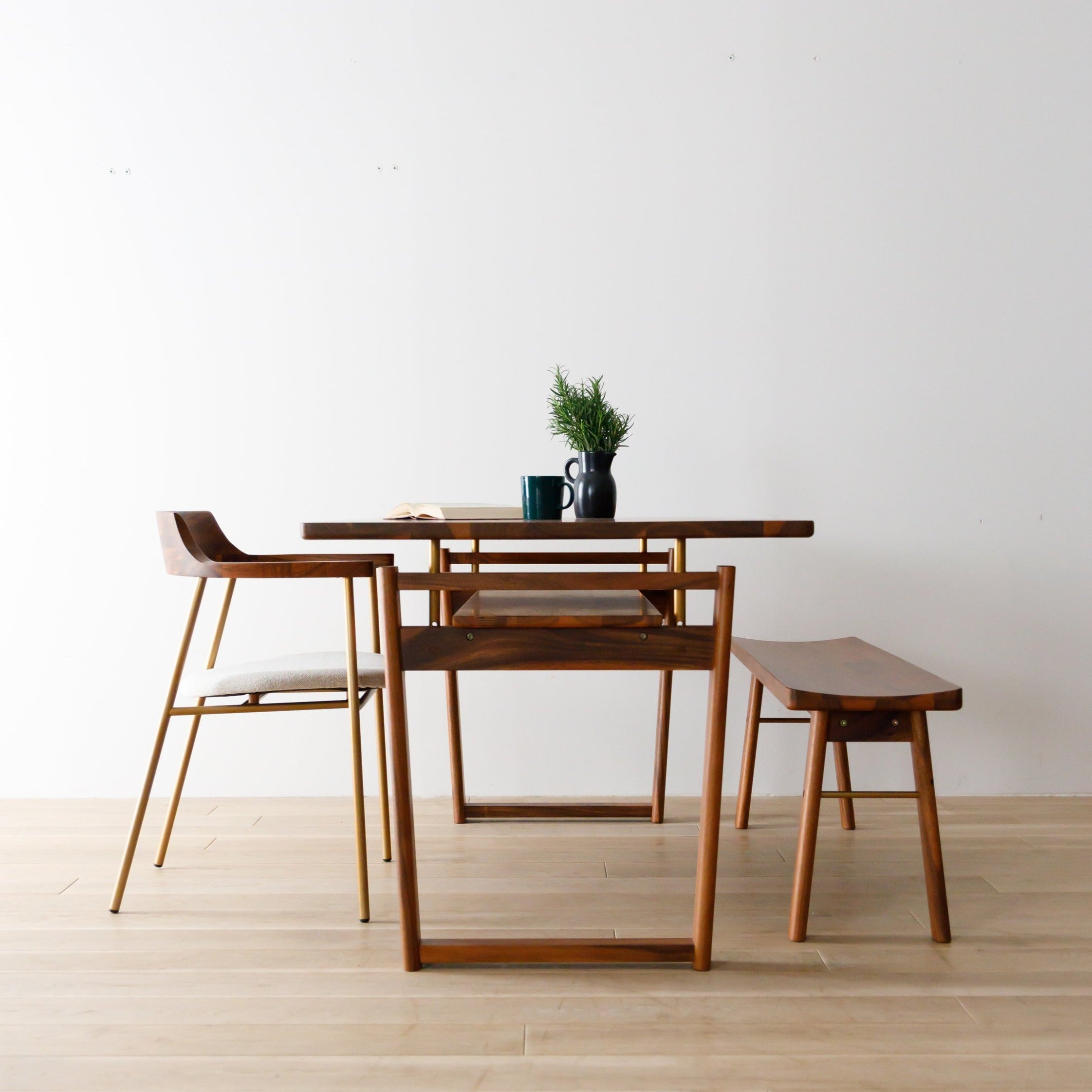 Attivo - Chair