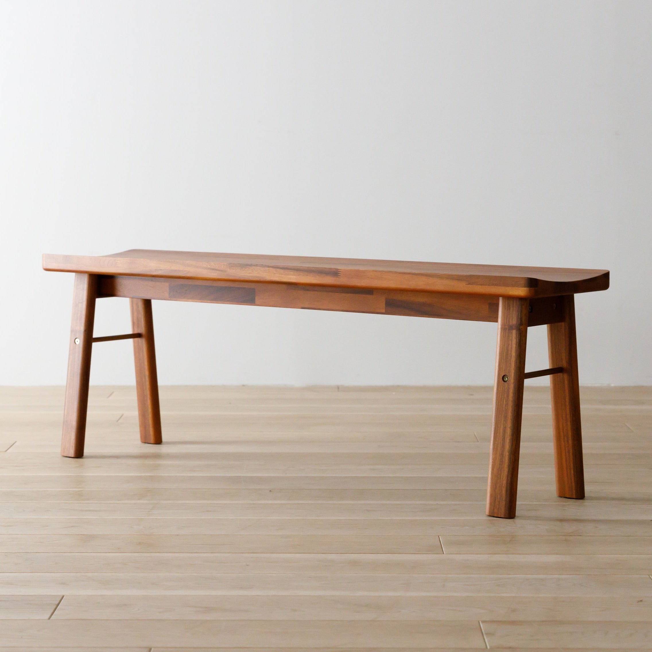Attivo - Bench