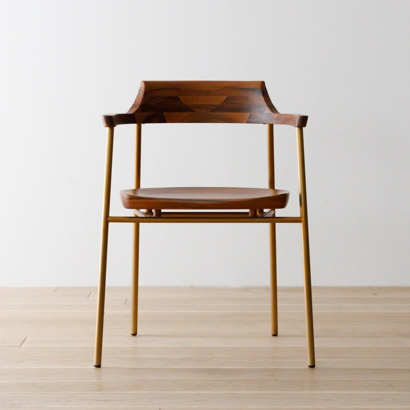 Attivo - Chair