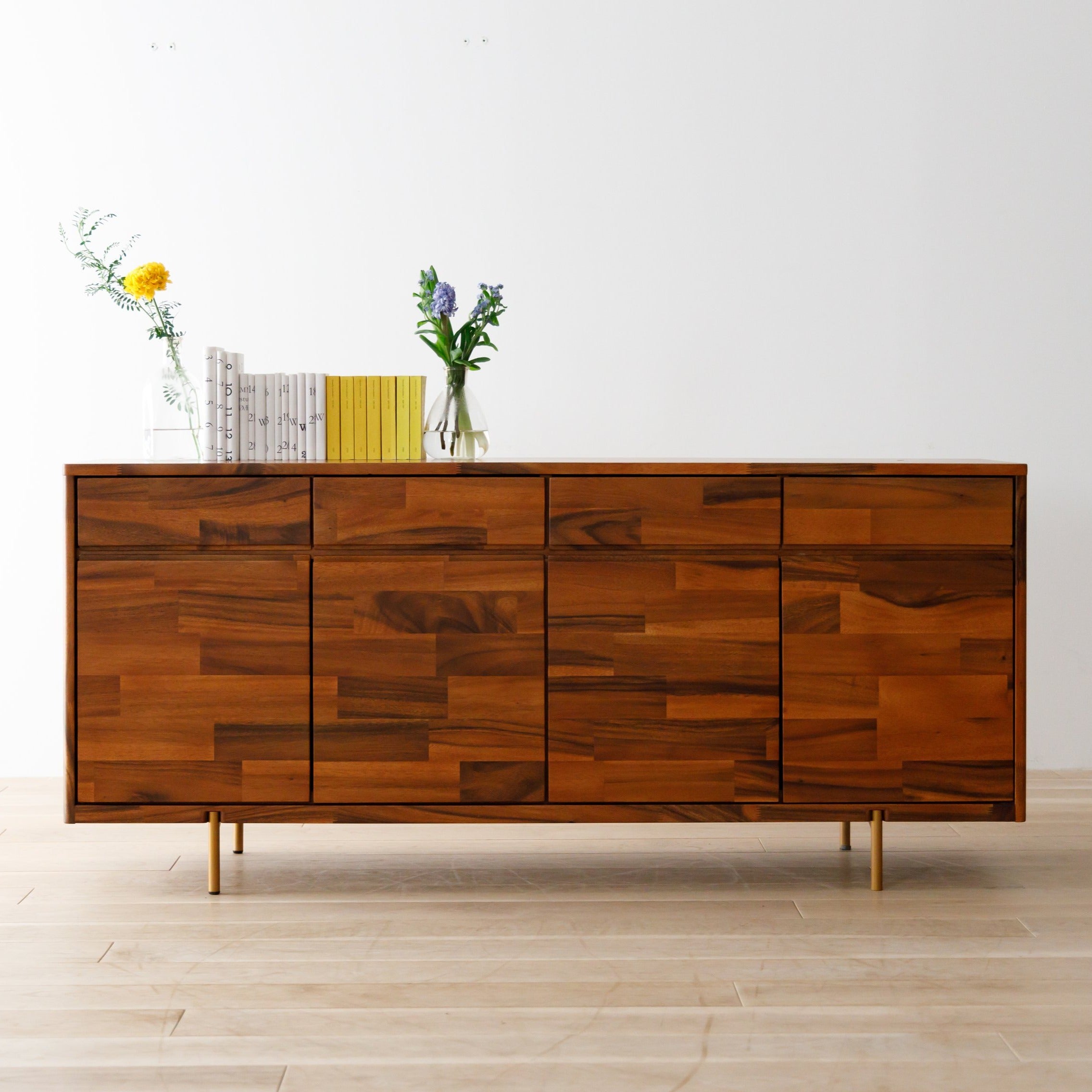 Attivo - Side Board