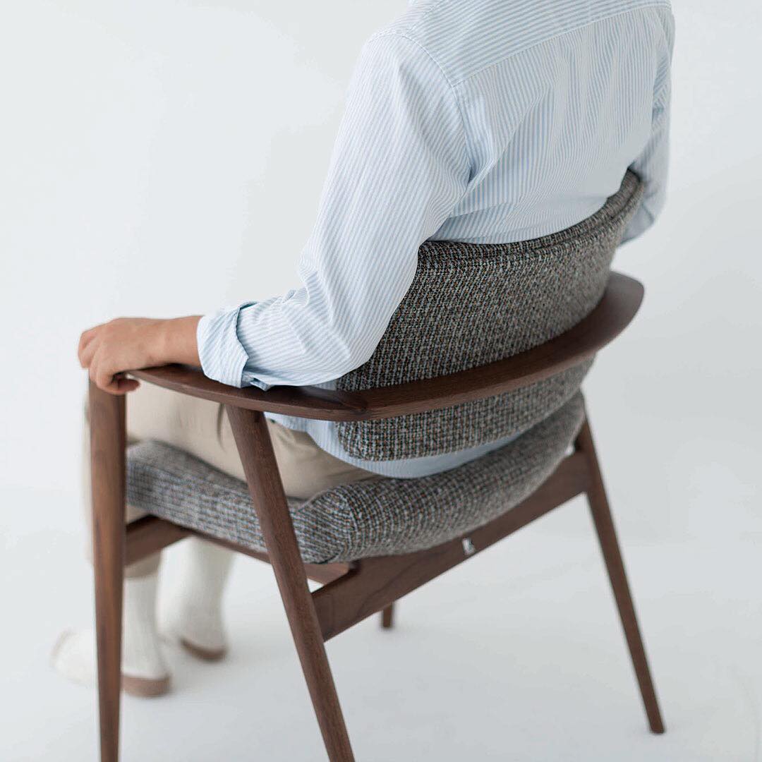 HIDA Sangyo - SEOTO-EX Chair with Arm (upholstered seat)
