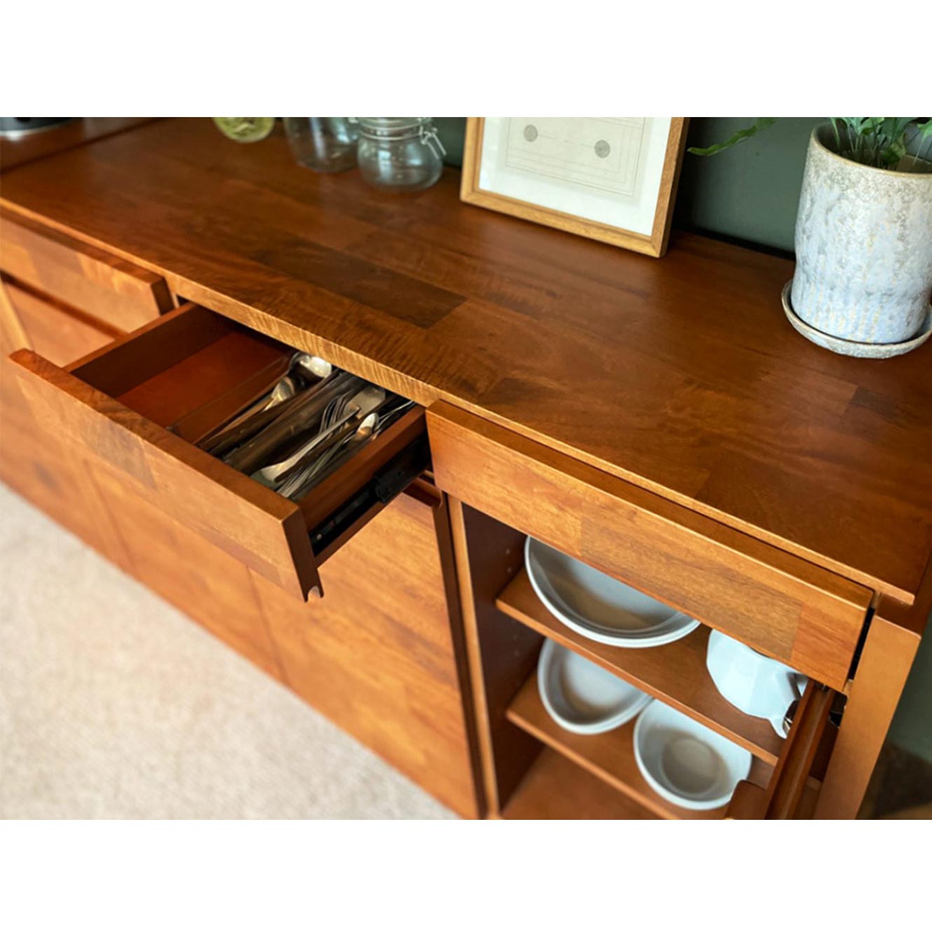 PURO - Side Board