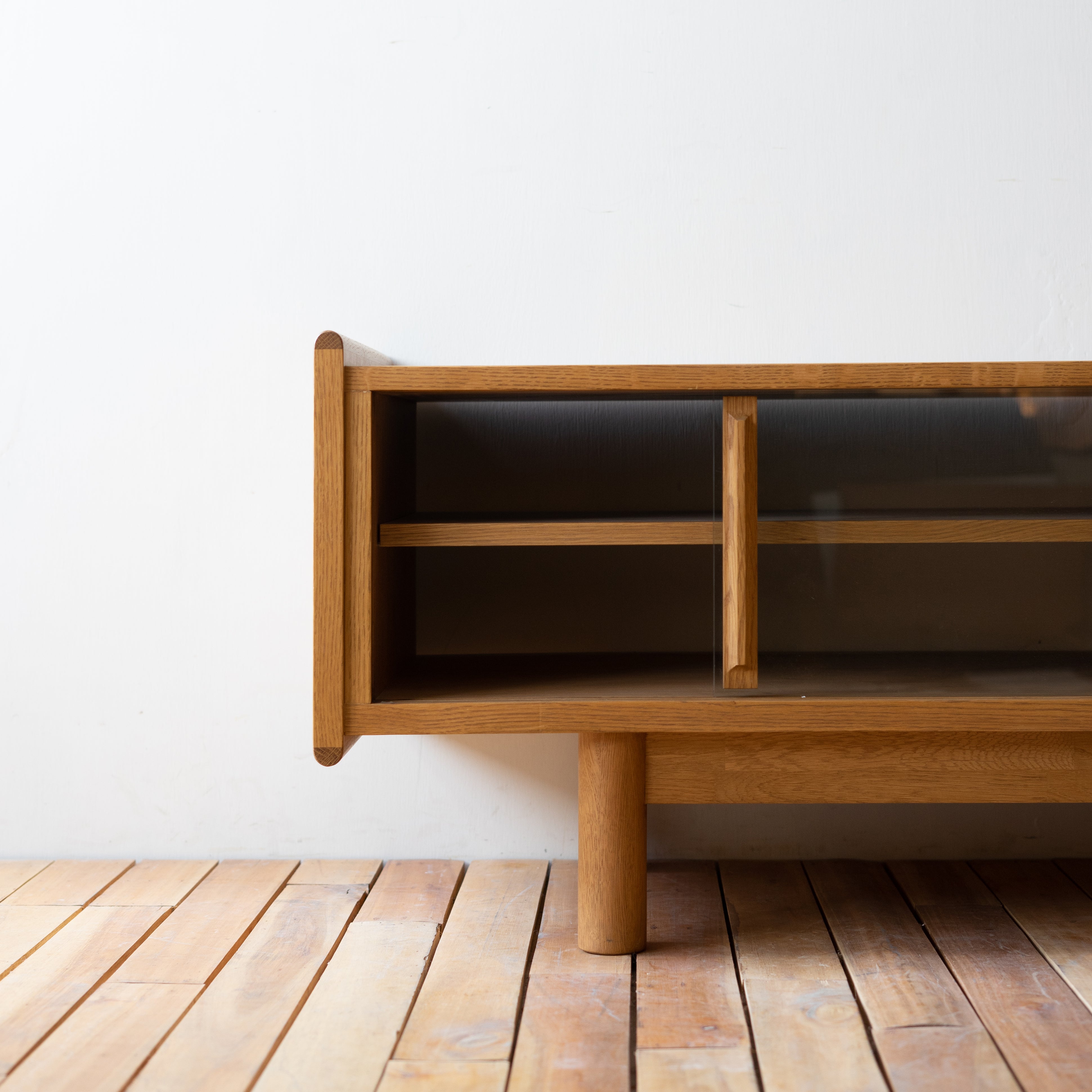 SALA - TV Board