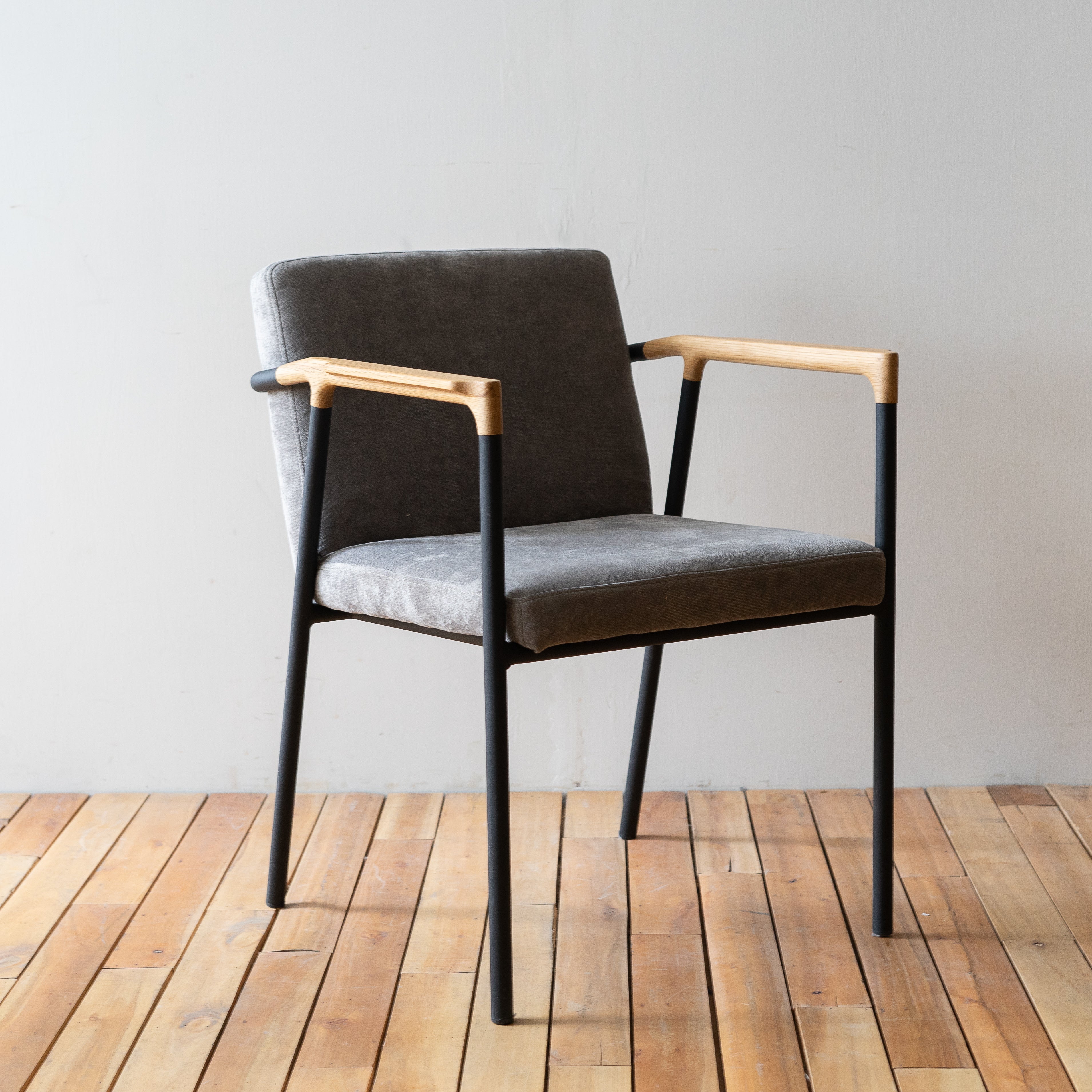 FLO - Blend Armchair