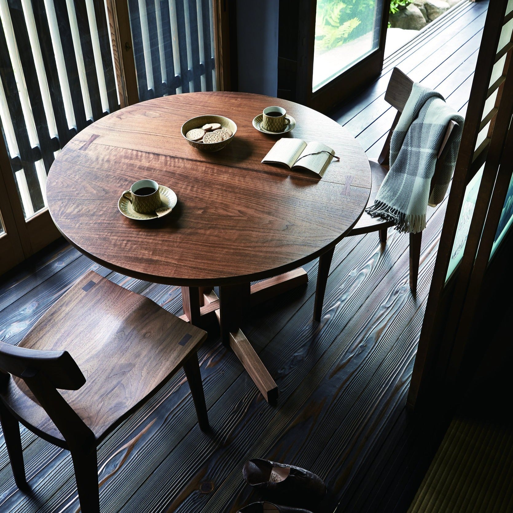 shirakawa - TAKUMI Circle Table