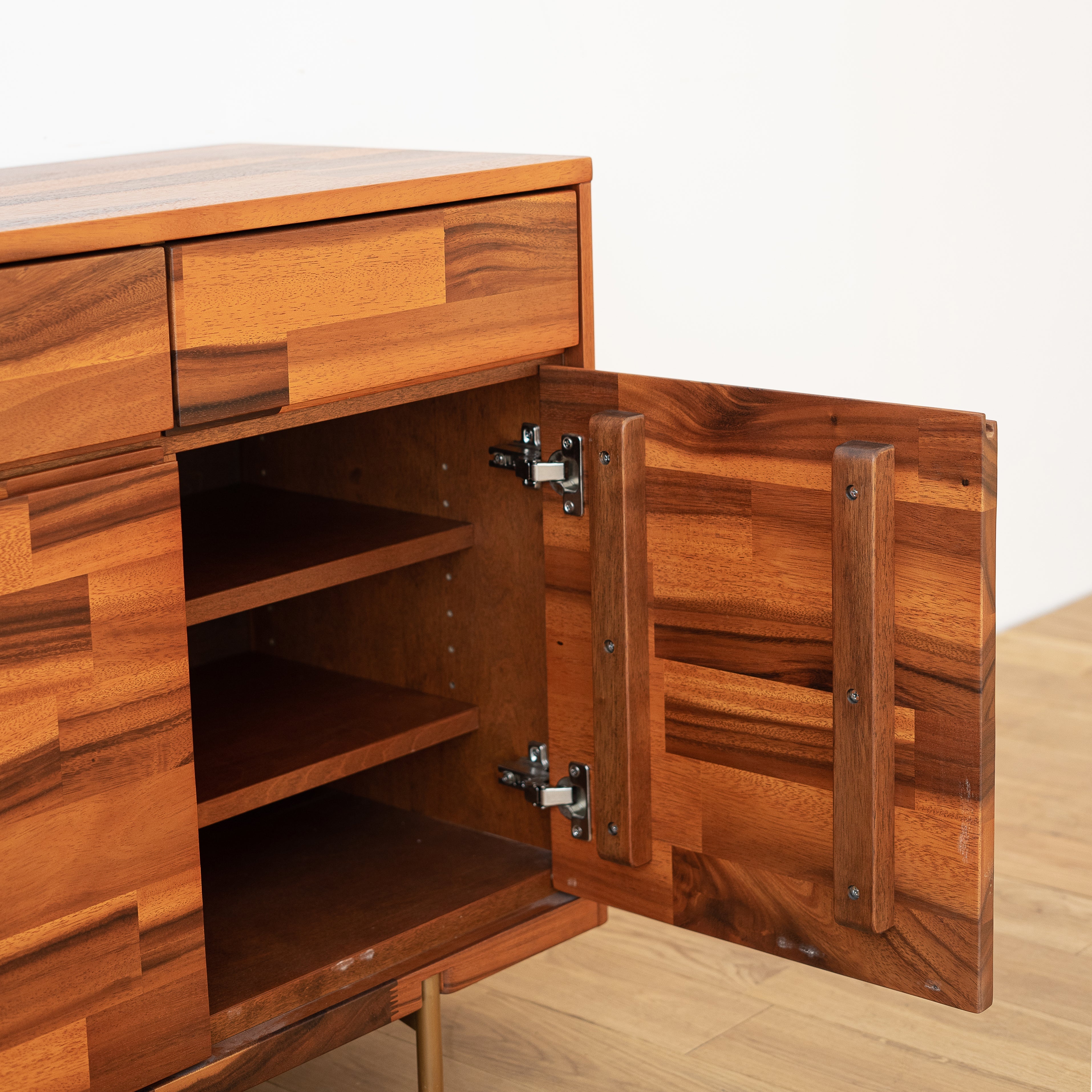 Attivo - Side Board