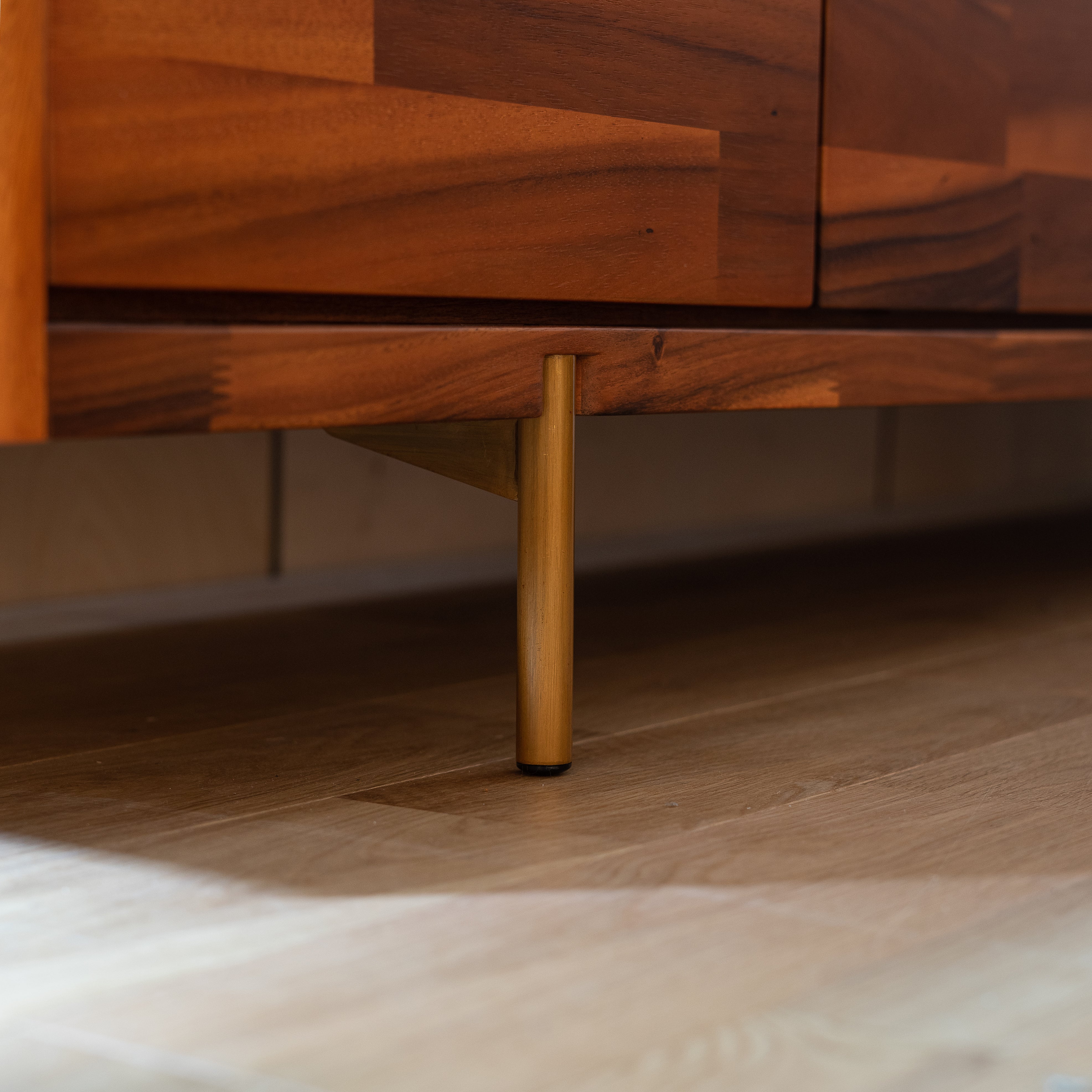 Attivo - Side Board