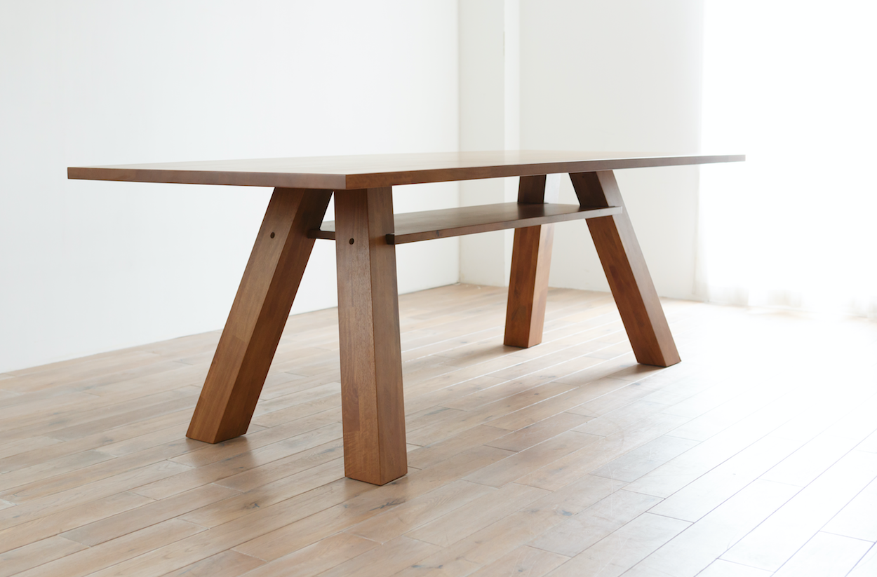 PURO - Dining Table