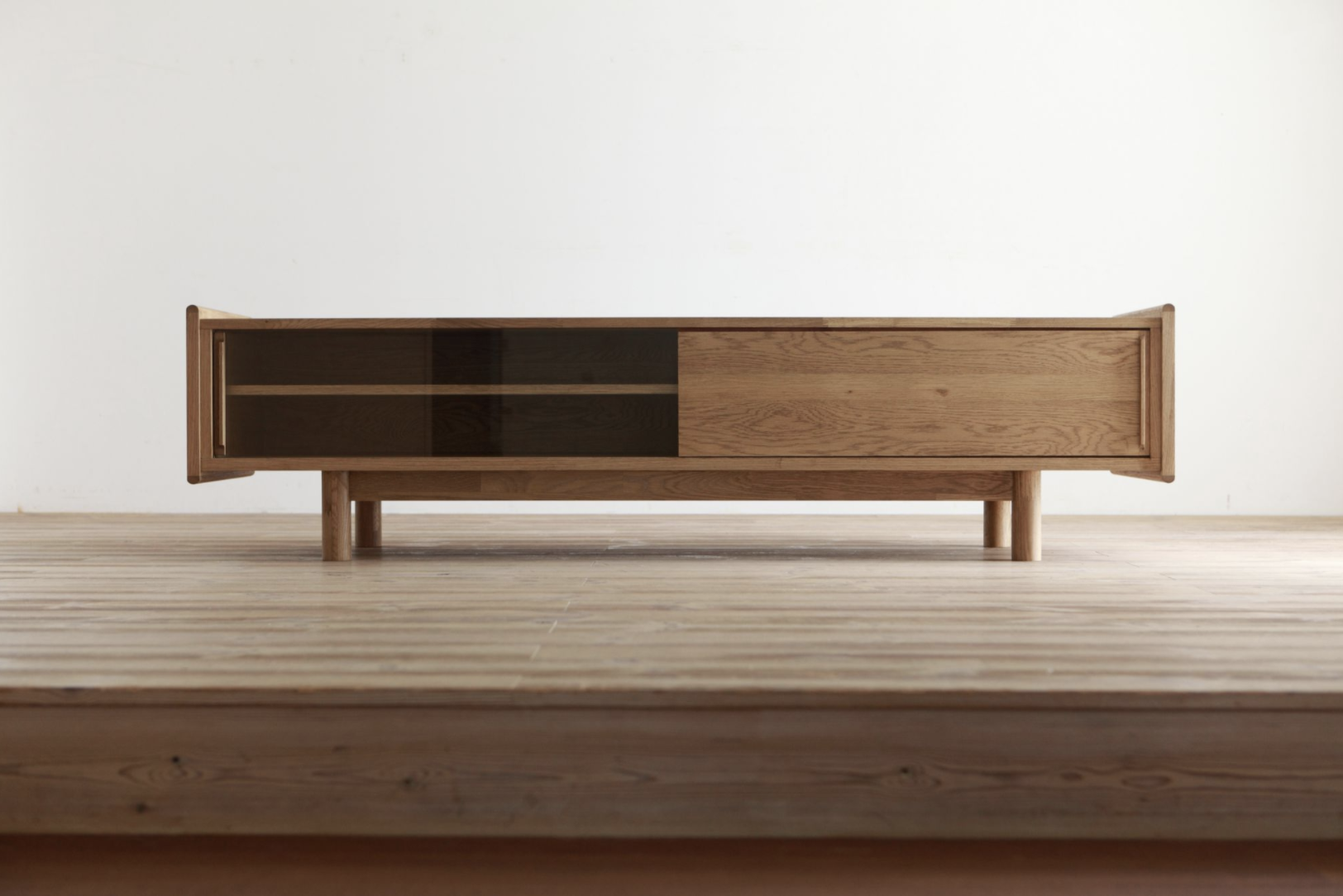 SALA - TV Board