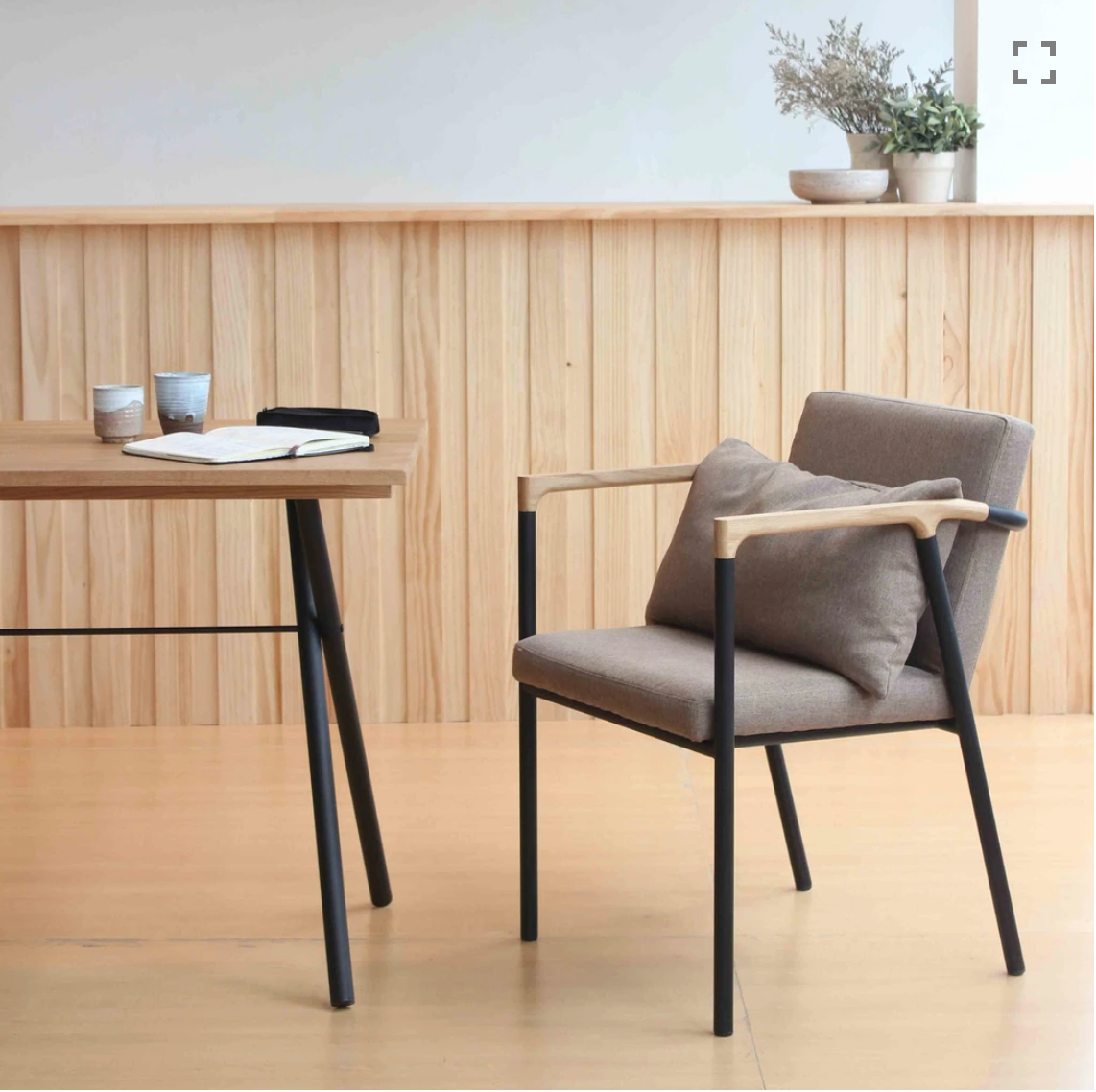 FLO - Blend Armchair