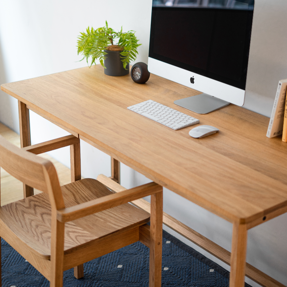 FLO - Dinsor Desk