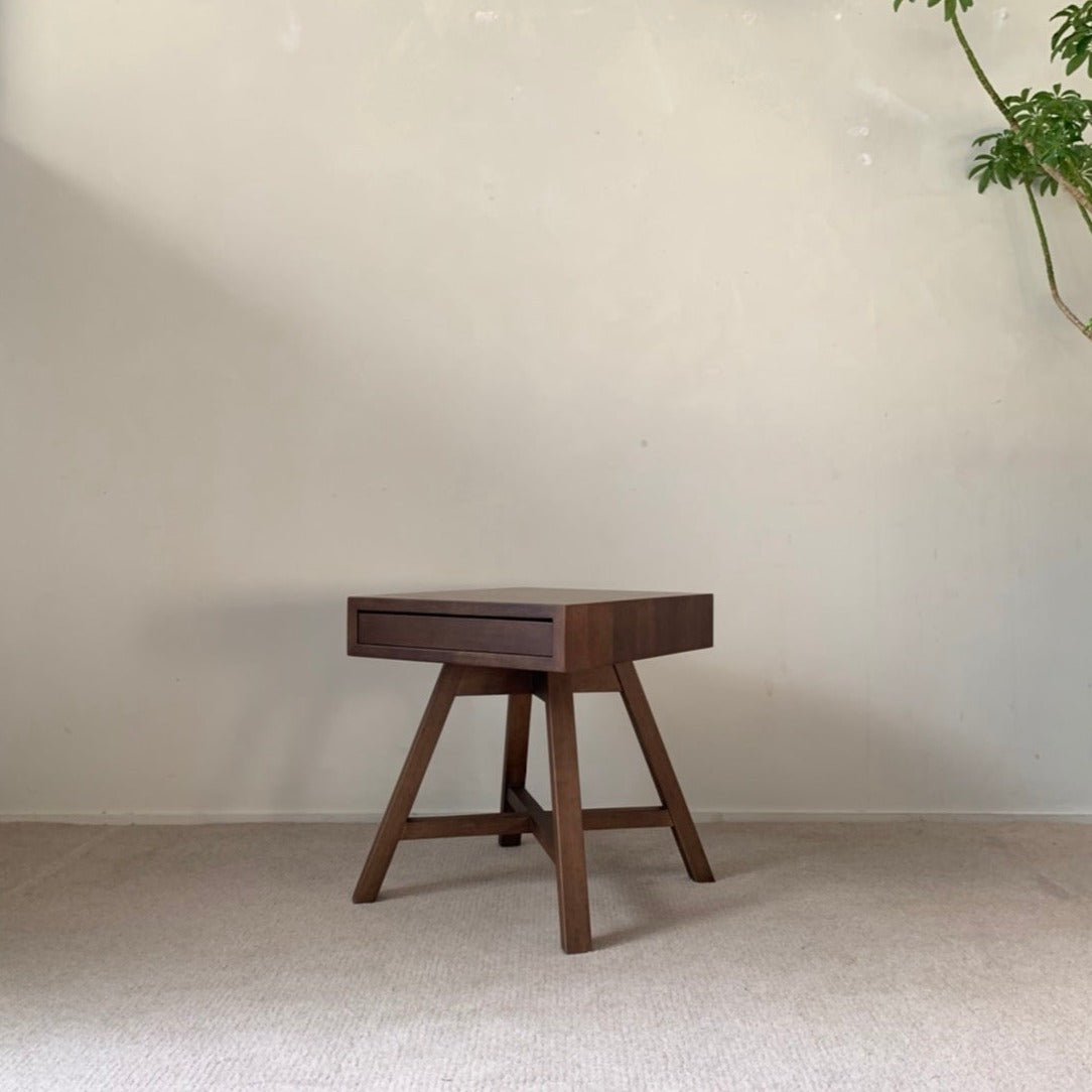 TOCCO - Accessory Table