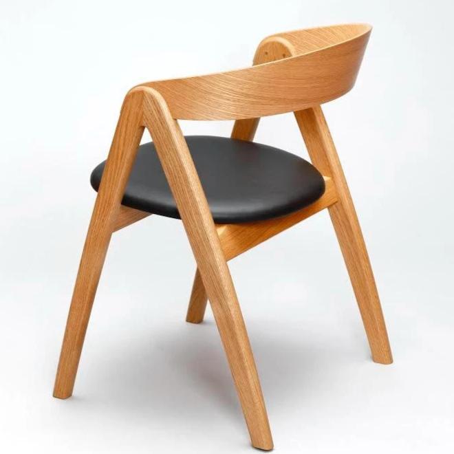 ISU Works - ANN Chair