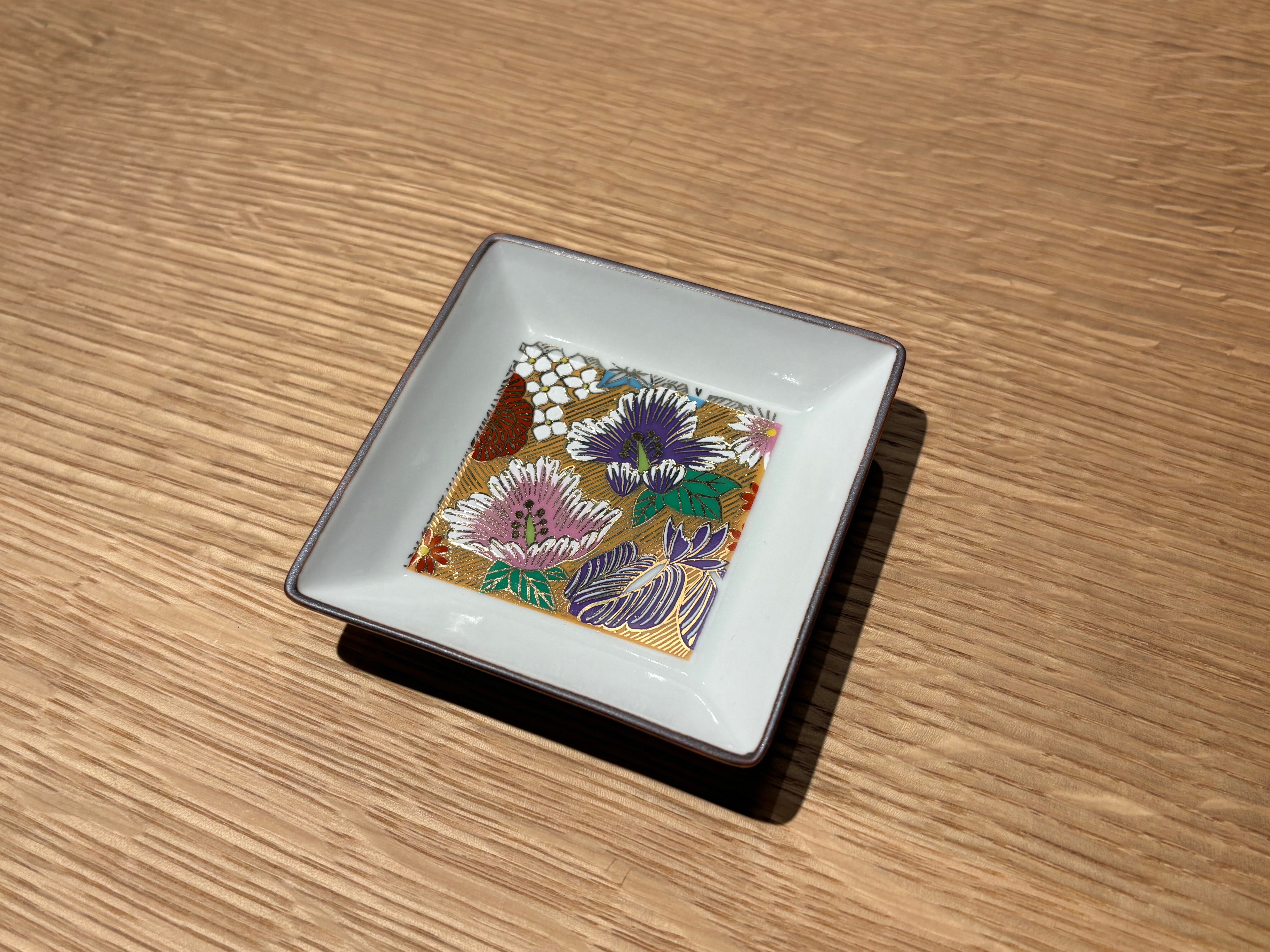 Kutani Ware- Flower Plate