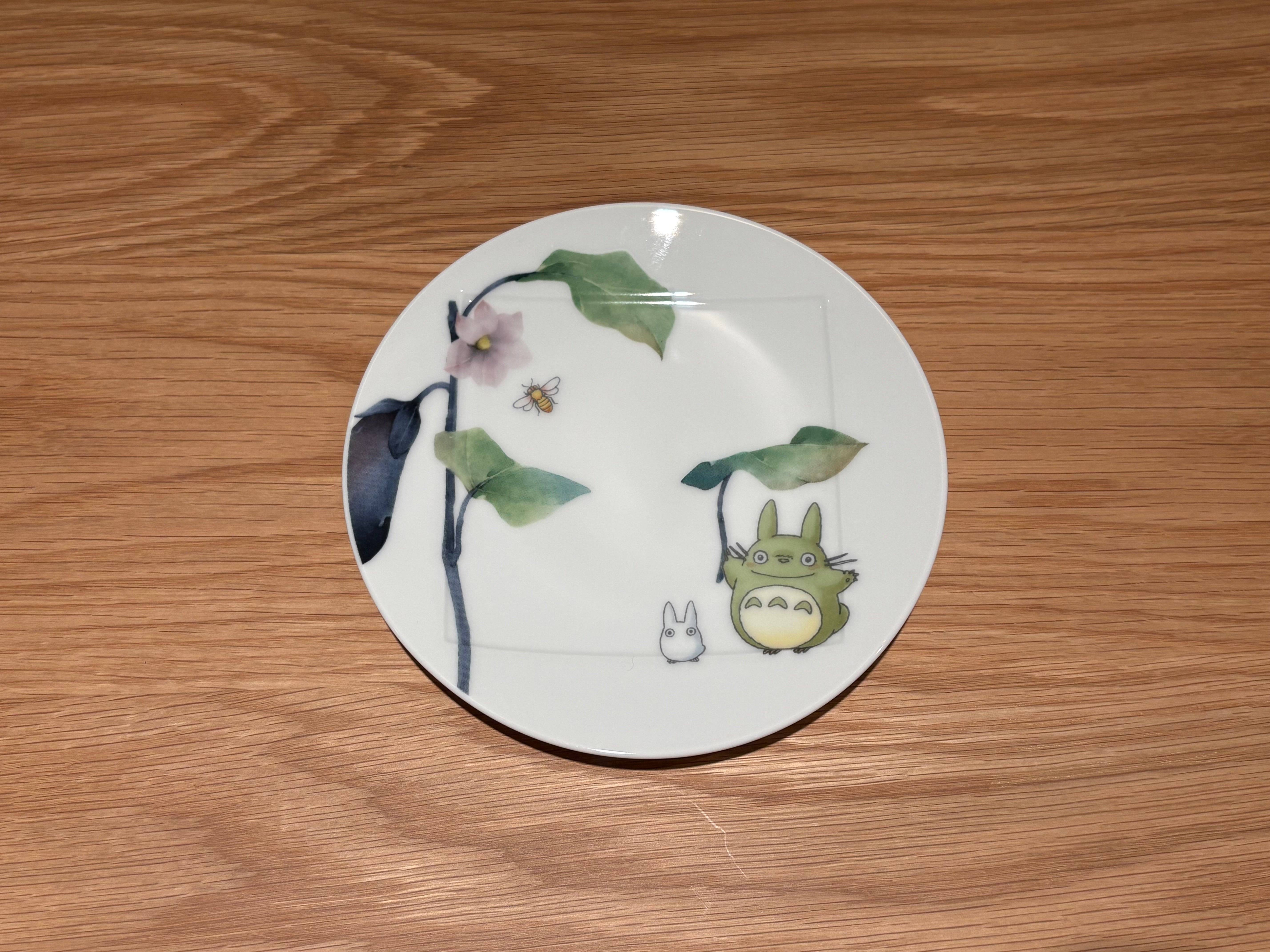 Totoro with flowers Plate