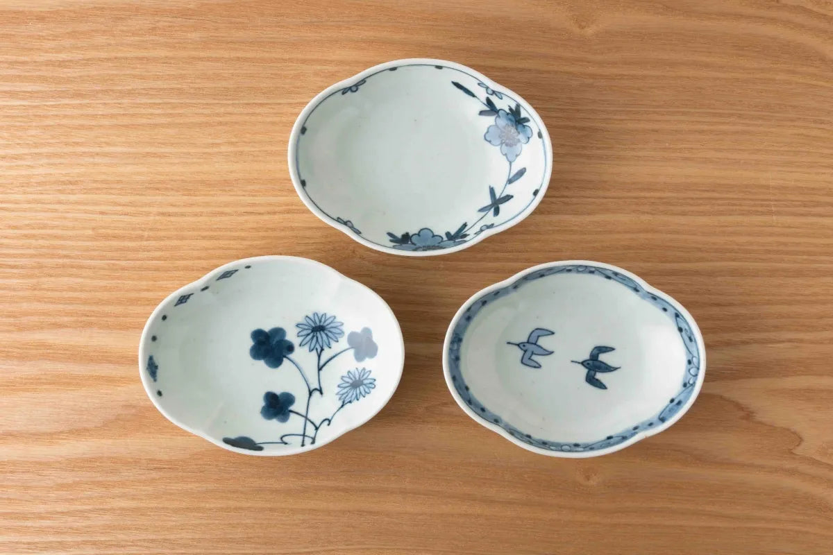 Kihara - Flower Shape Bowl Rhombus 木甲小鉢 古染菱花紋