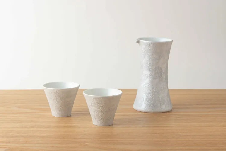 Sake Set Silver GEN 酒器セット 泡化粧（白）